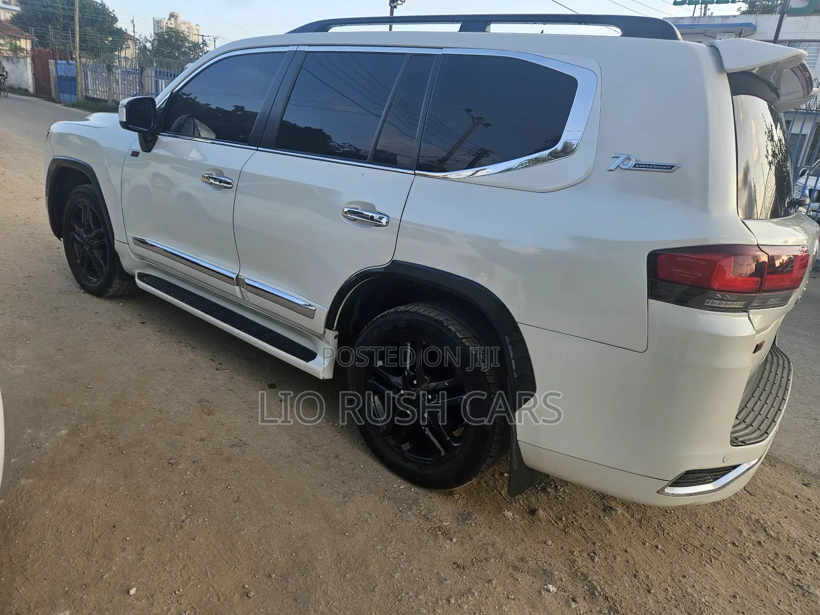 Toyota Land Cruiser 2014 White
