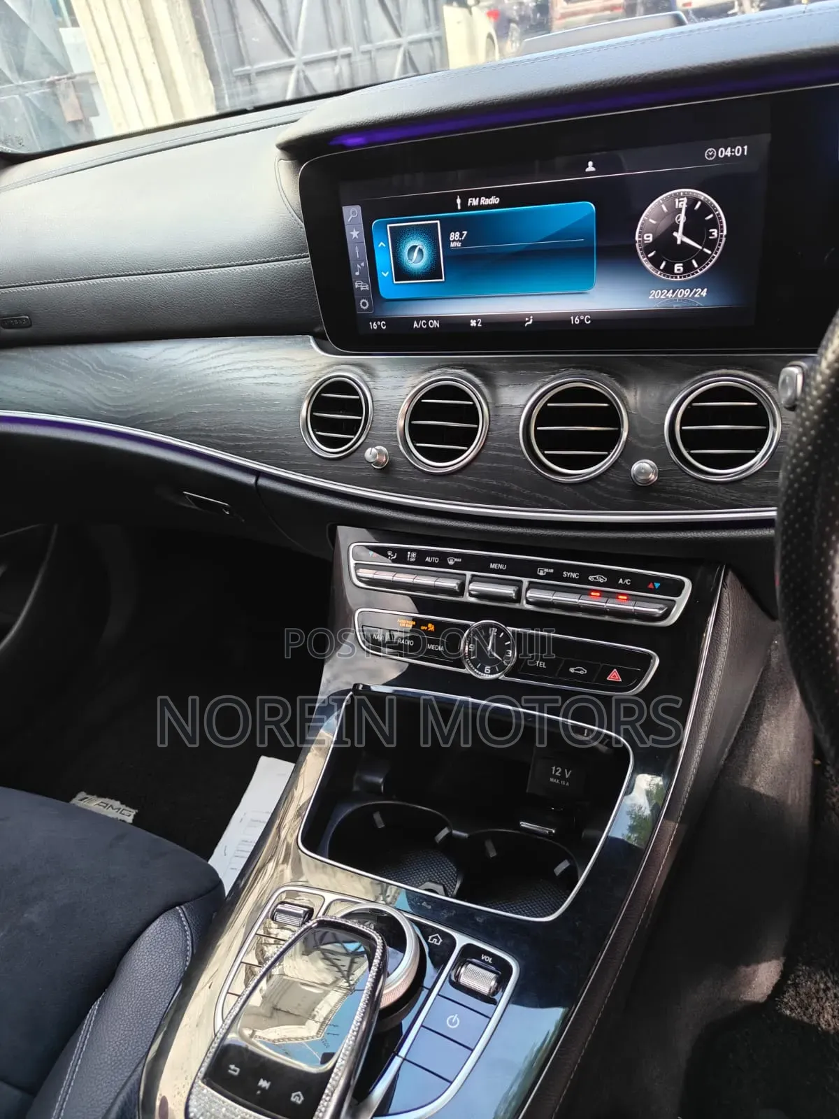Mercedes-Benz E200 2016 Gray