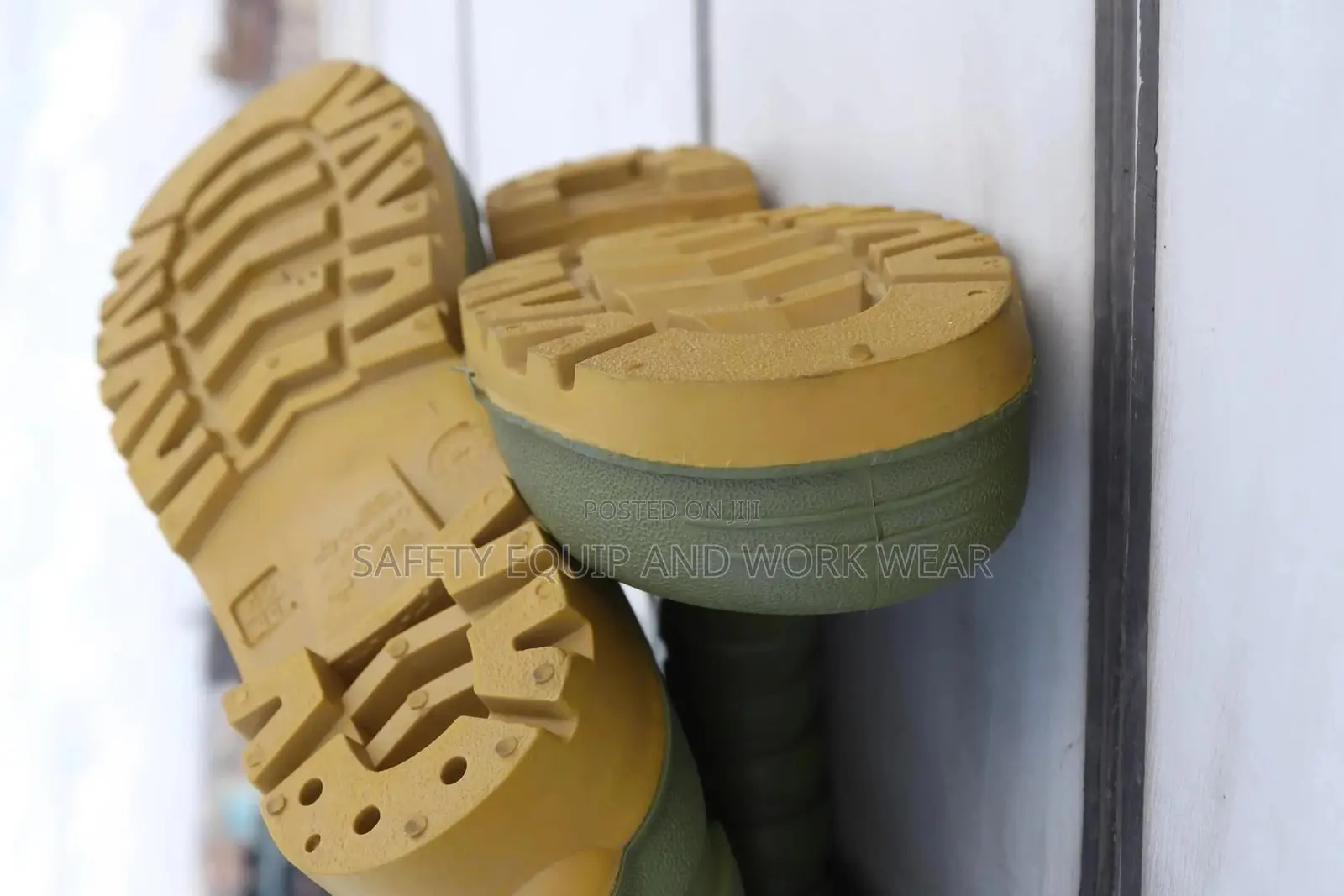 Delta Smart Gumboots