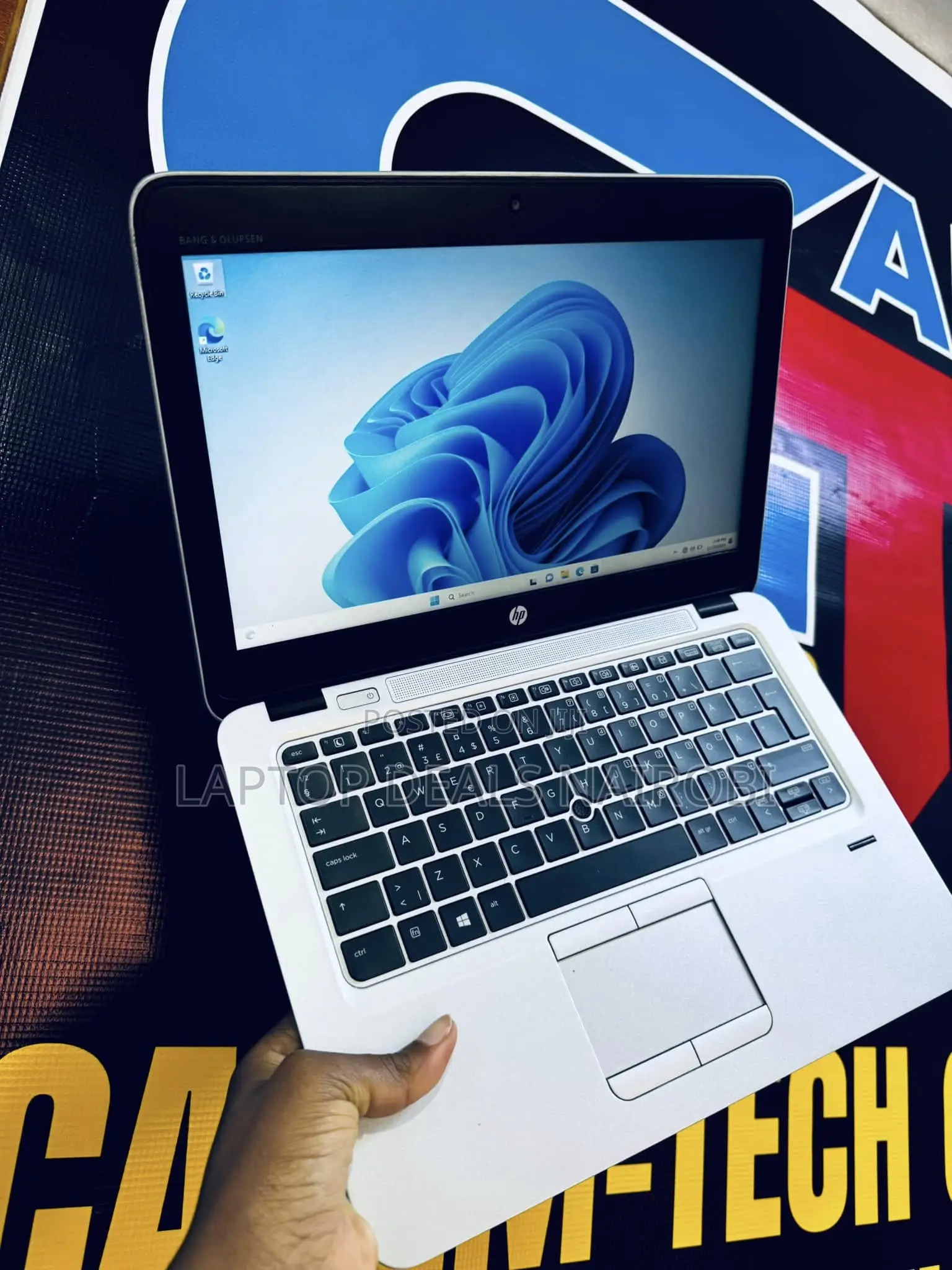 Laptop HP EliteBook 820 G3 8GB Intel Core I7 SSD 256GB