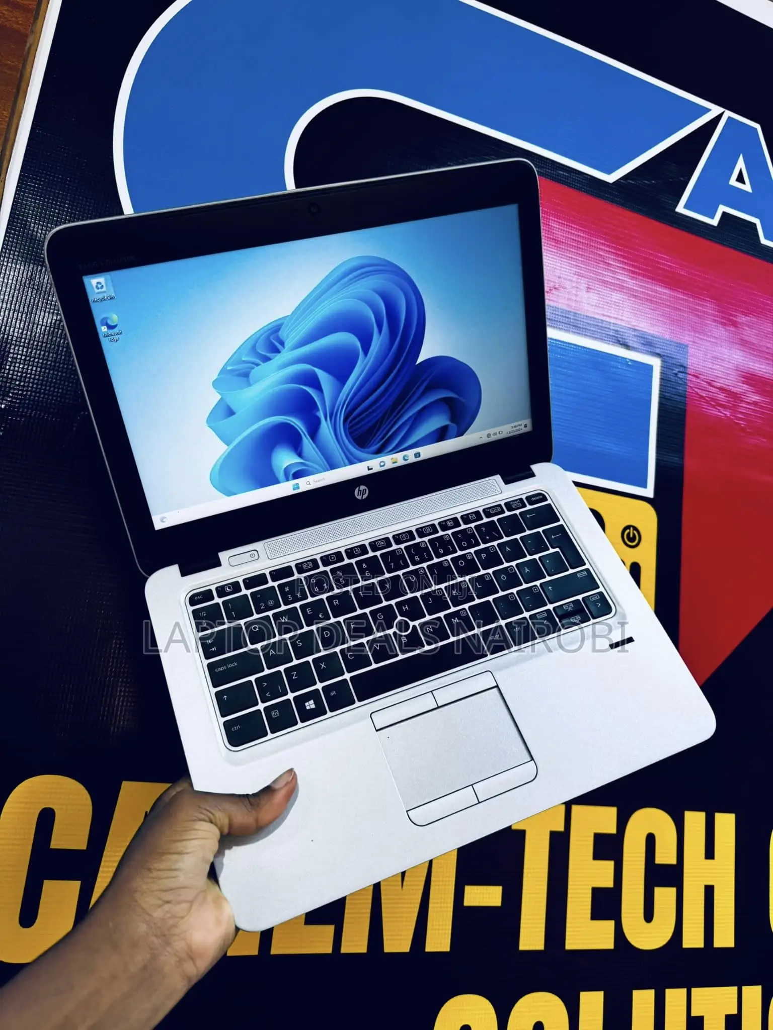 Laptop HP EliteBook 820 G3 8GB Intel Core I7 SSD 256GB