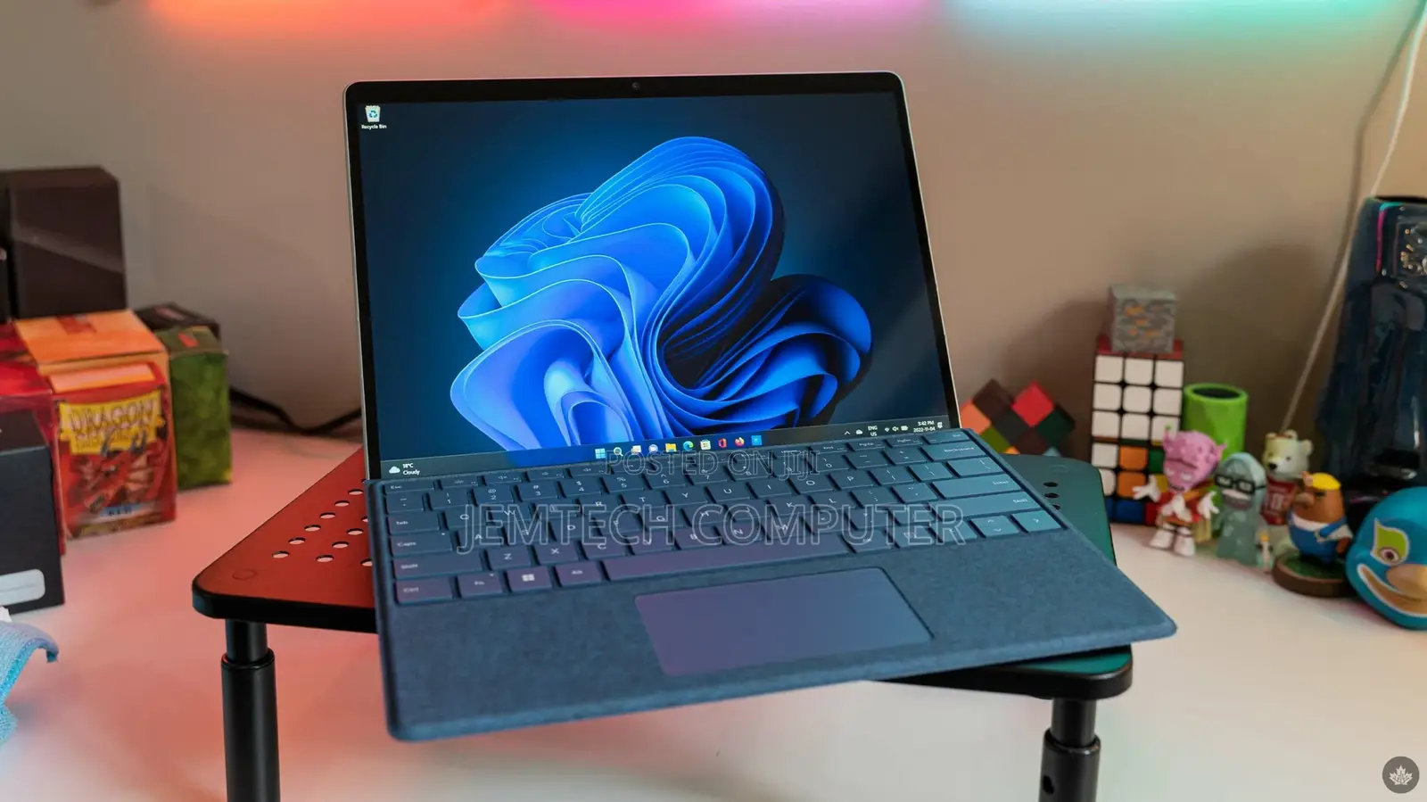 New Laptop Microsoft Surface Pro 9 16GB Intel Core I7 SSD 256GB