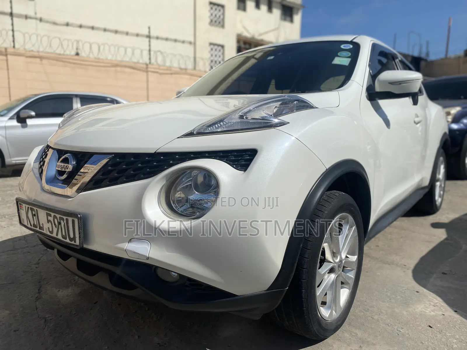 Nissan Juke S FWD 2016 White