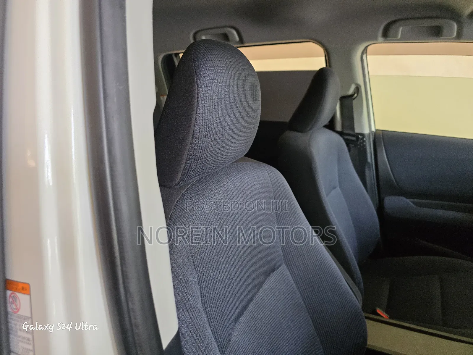 Toyota Sienta 2017 White