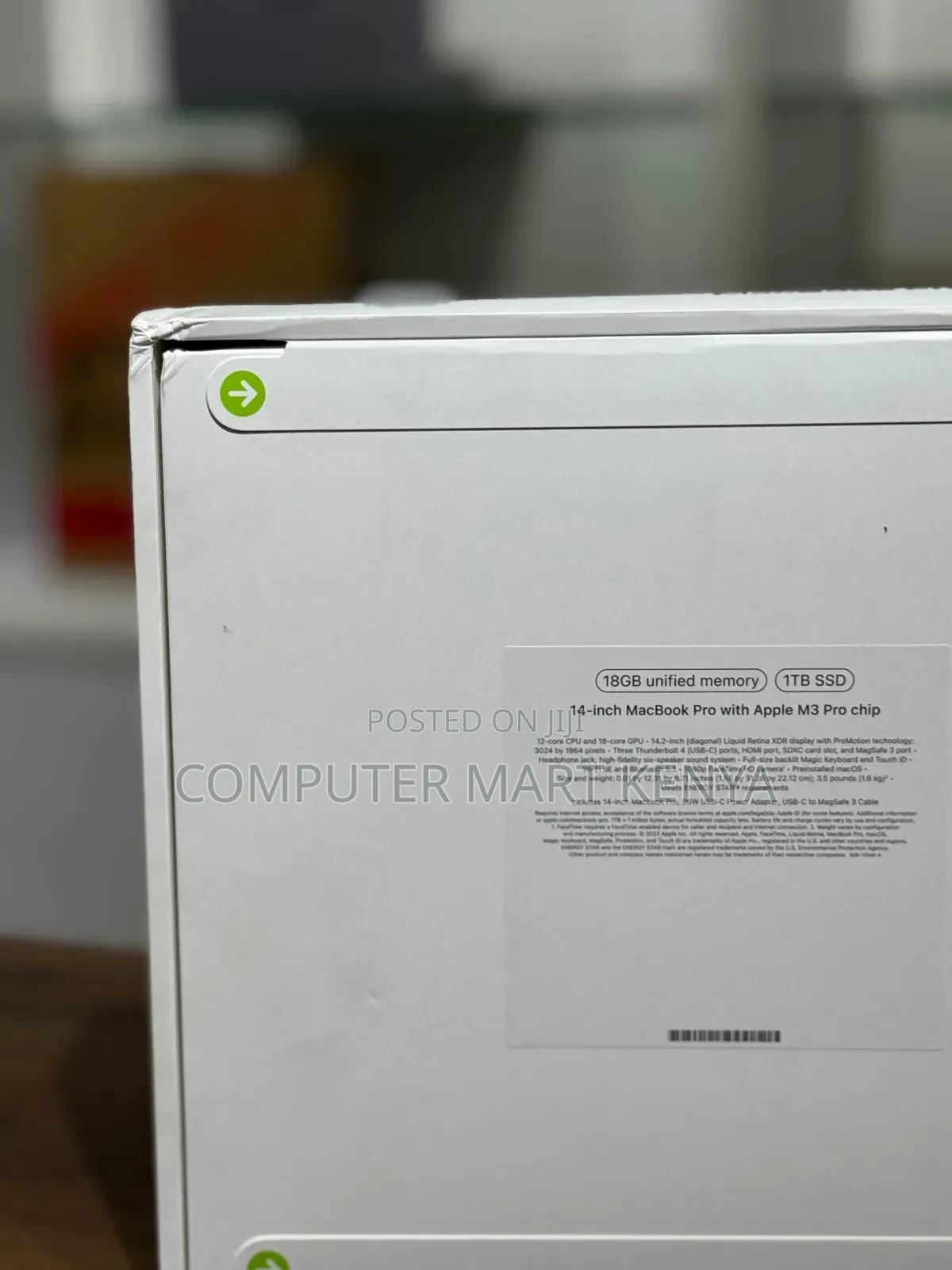 New Laptop Apple MacBook Pro 18GB Apple M3 Pro SSD 1T