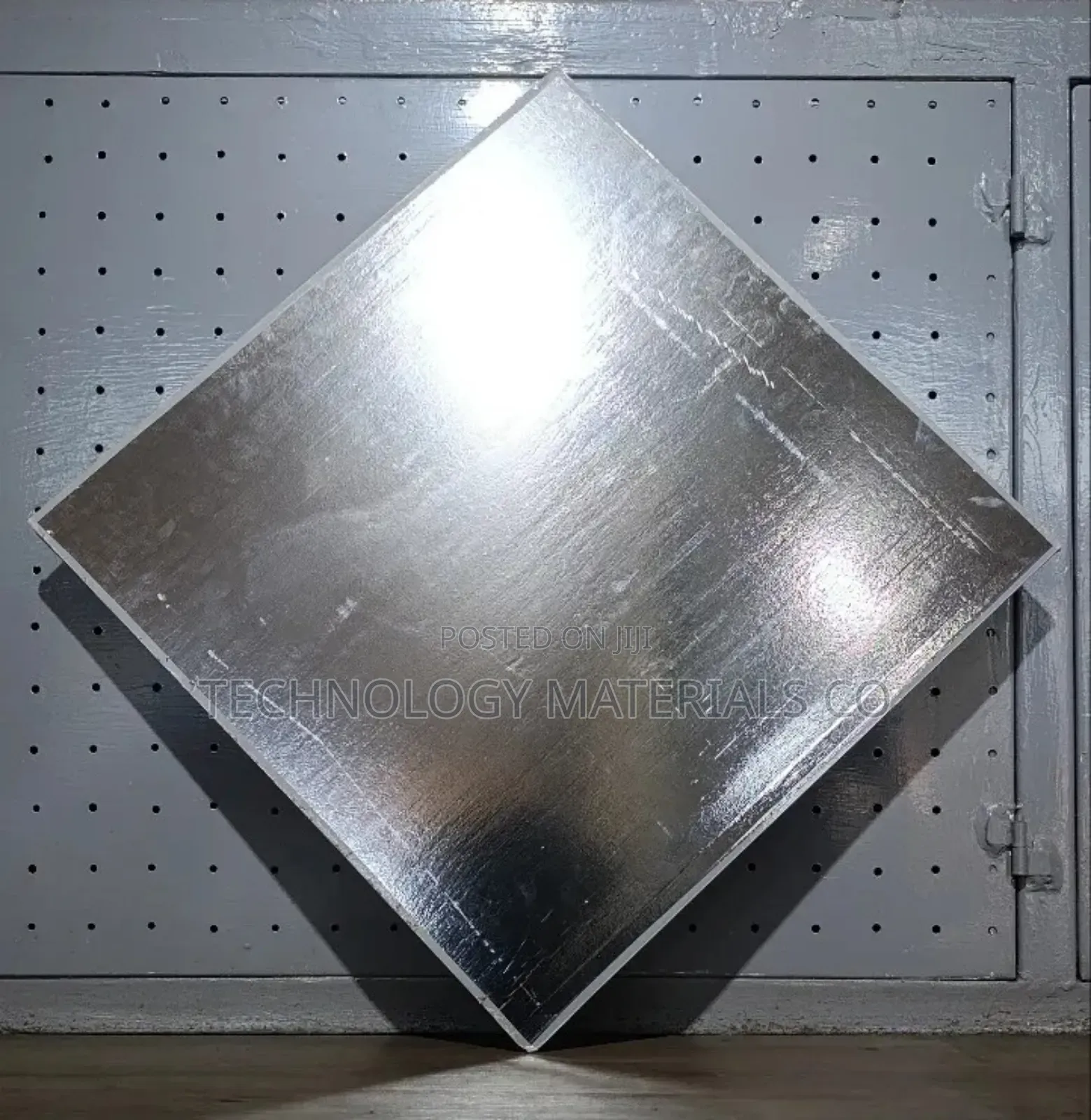 High Moisture Resistant Daspros Gypsum Ceiling Tiles.