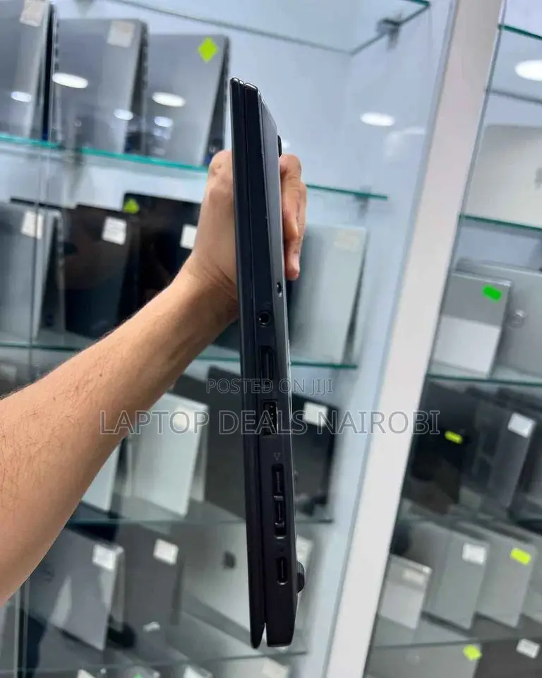 Laptop Lenovo ThinkPad X390 Yoga 8GB Intel Core I5 SSD 256GB