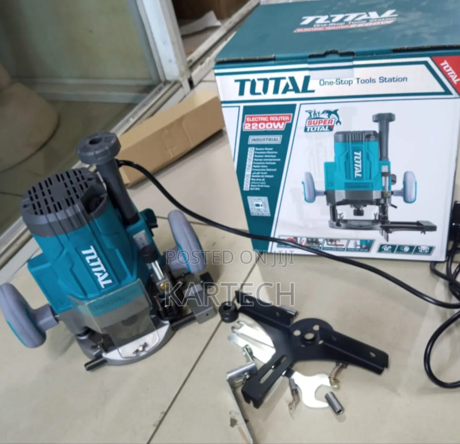 TOTAL Plunge Industrial Router 2200W Wood Working Router