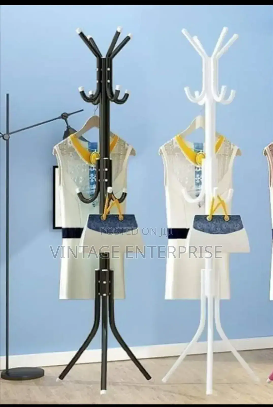 Bags / Coat Hangers