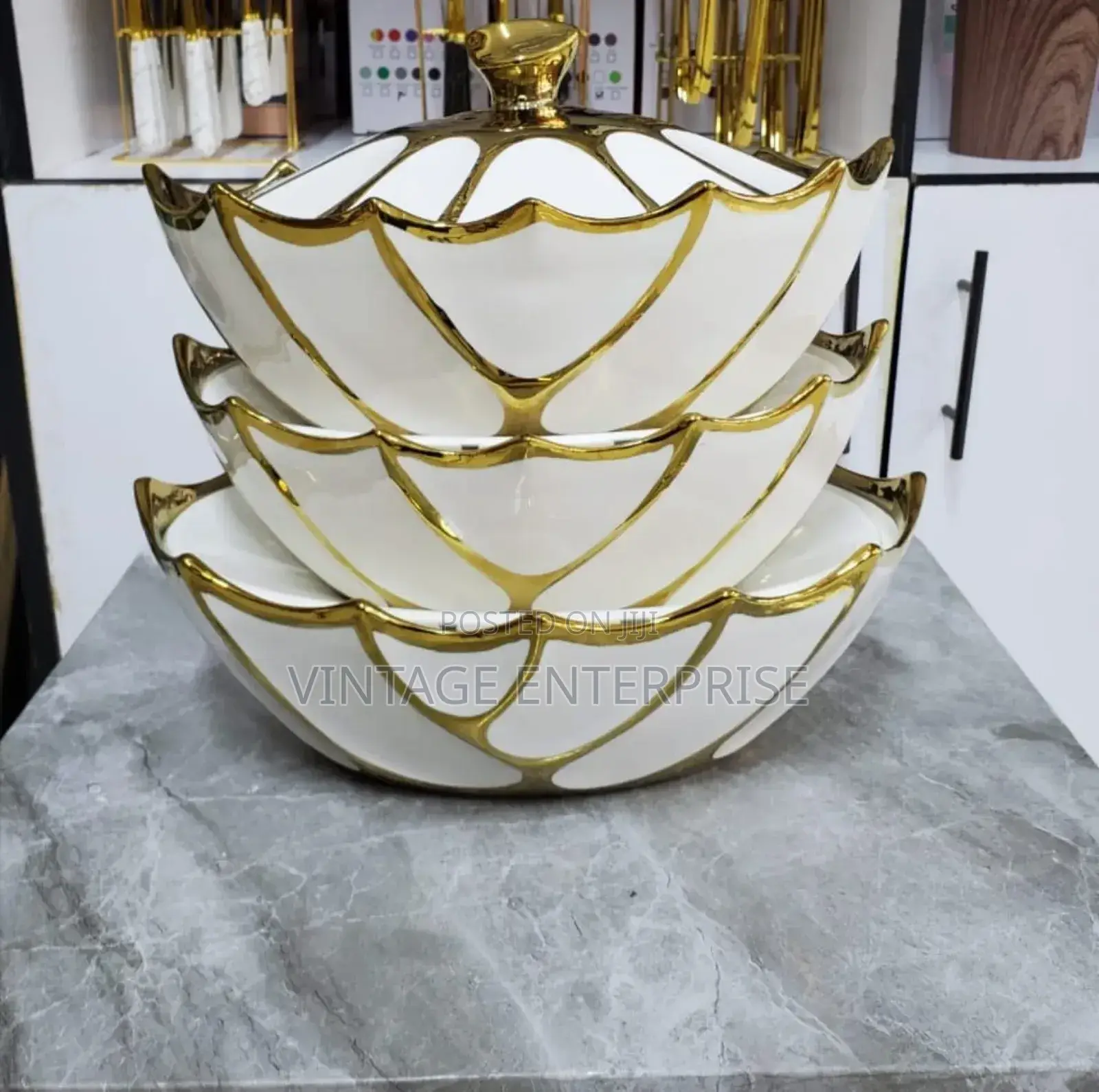 Oval Serving Pot