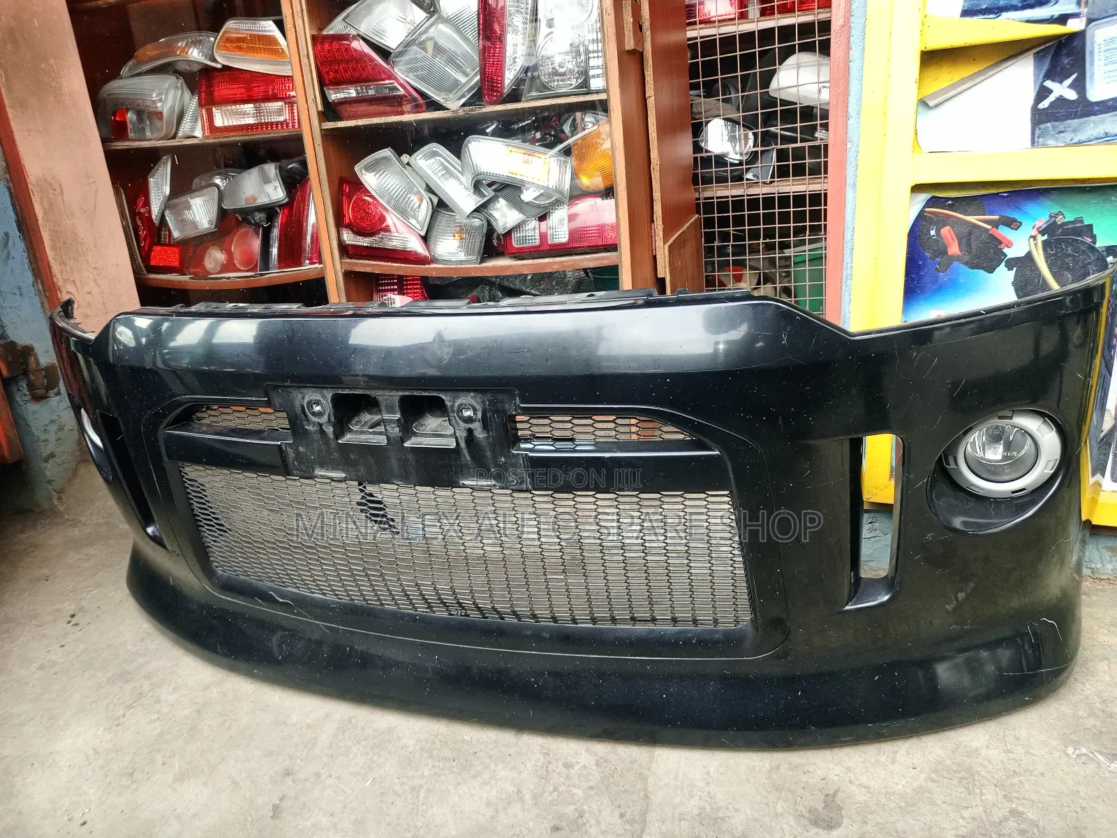 Mitsubishi Delica Front Bumper Complete With Foglights