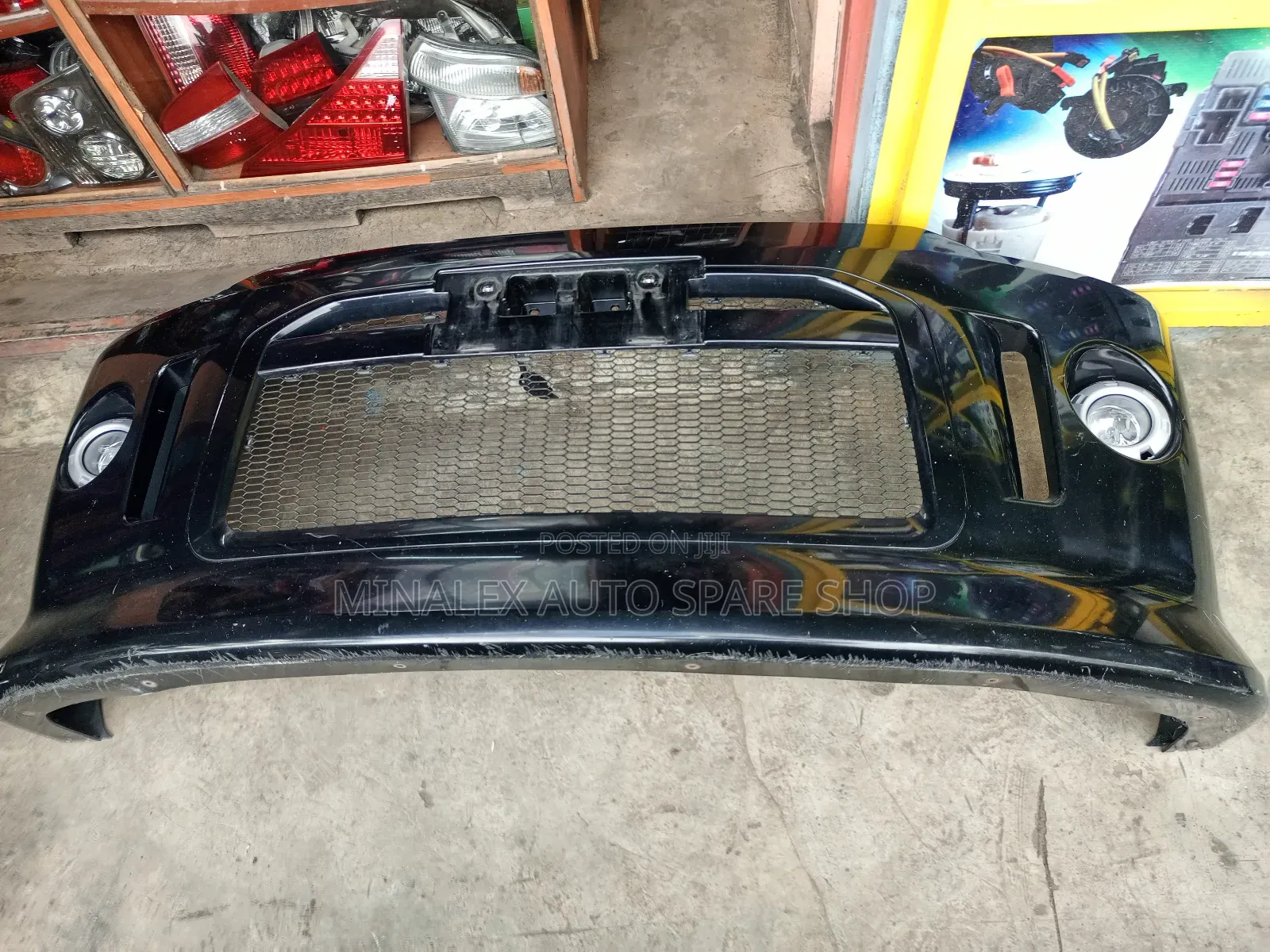 Mitsubishi Delica Front Bumper Complete With Foglights