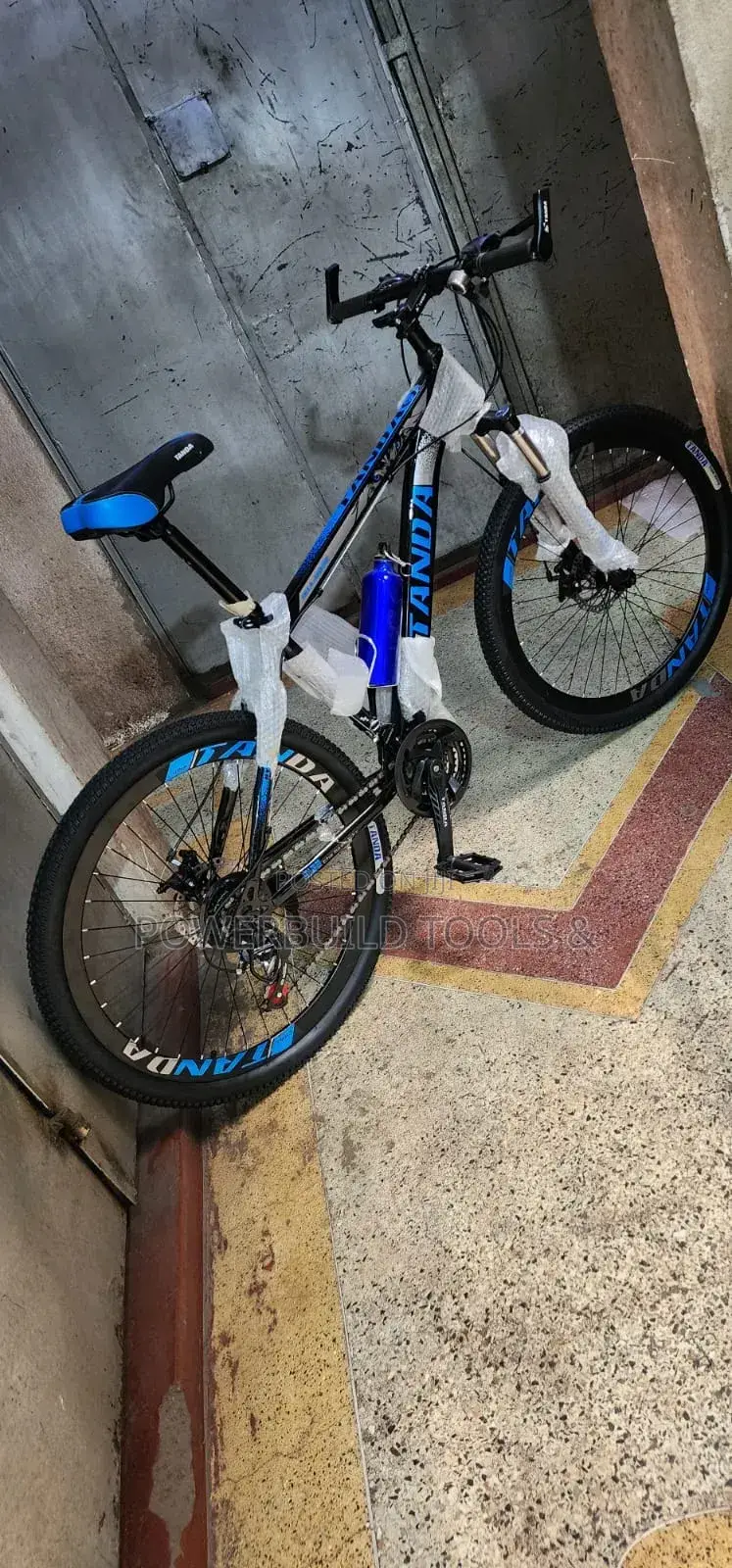 Tanda Mountain Bike Size 26