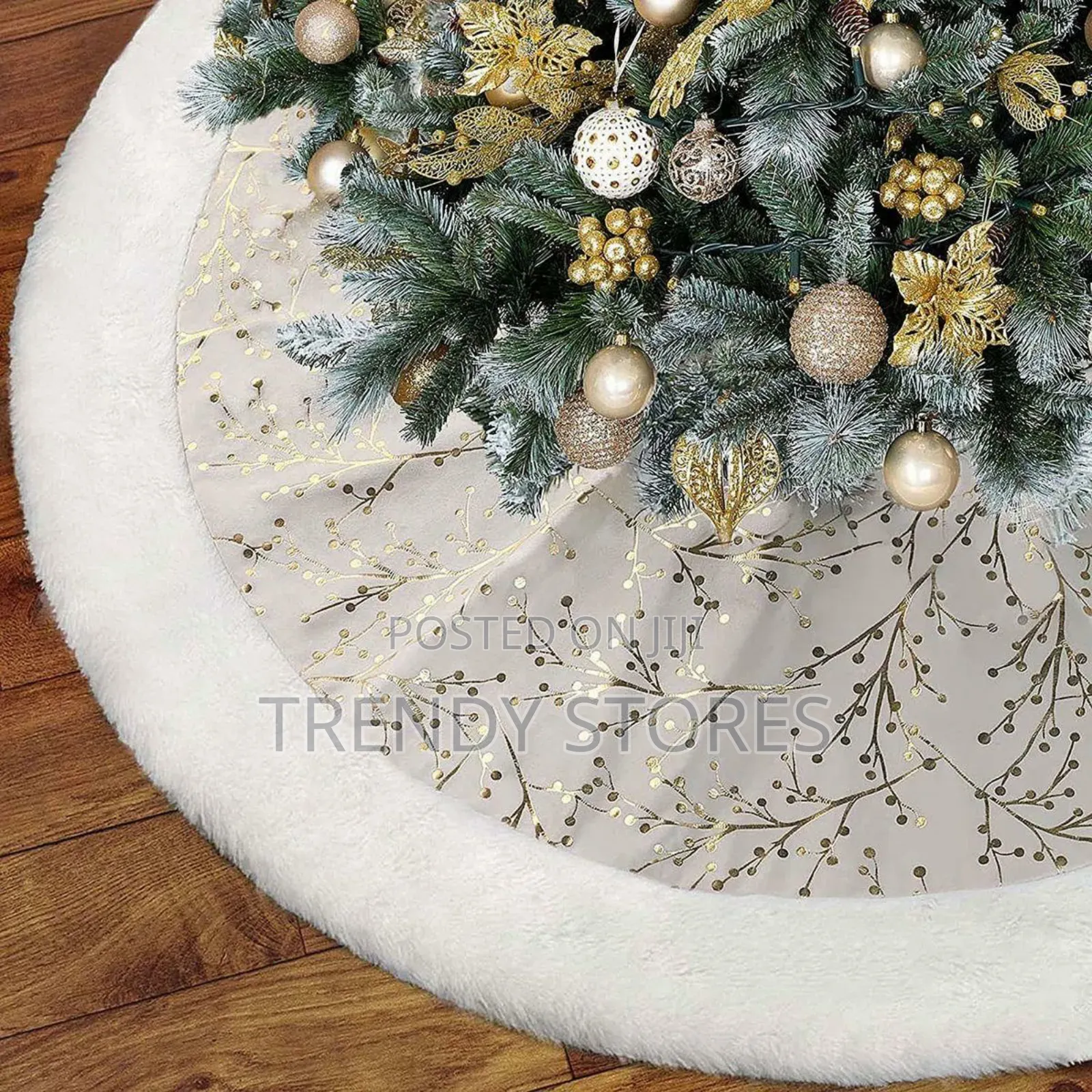 Silver White Christmas Tree Skirt