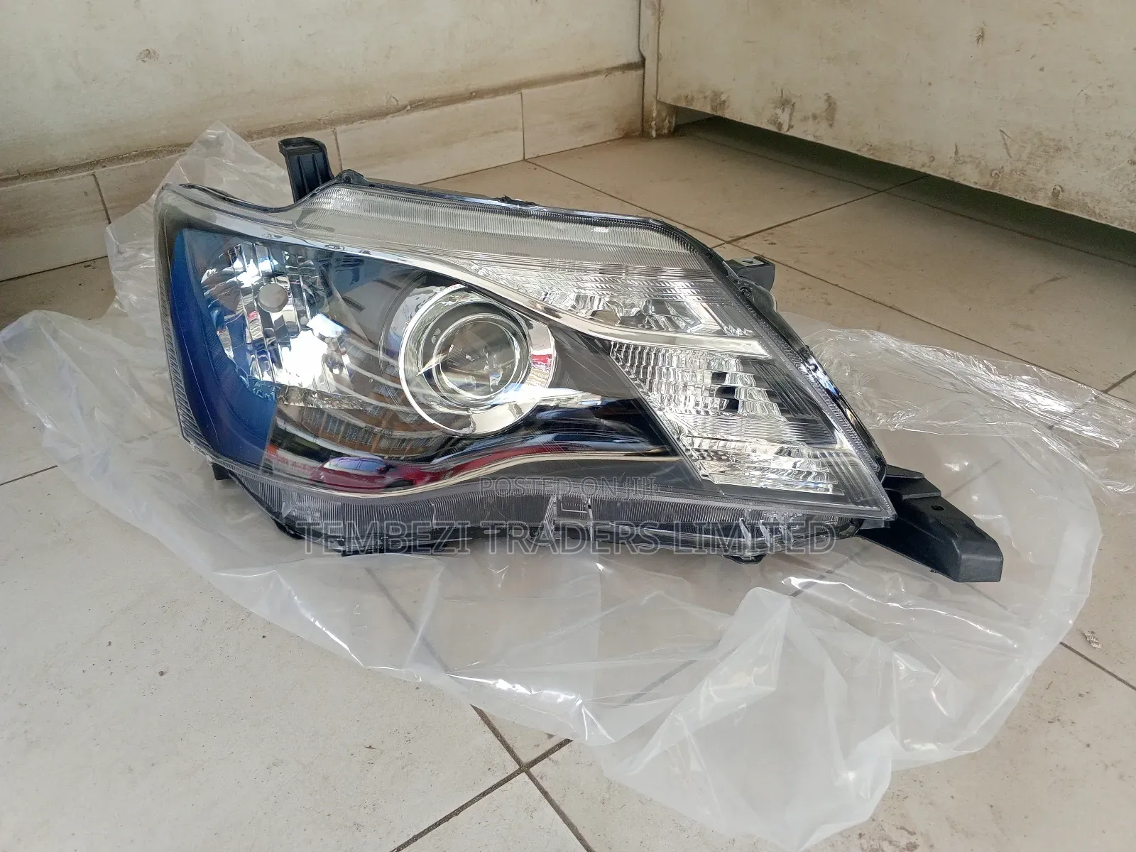 Xenon Headlamp Toyota Corolla Fielder/ Axio
