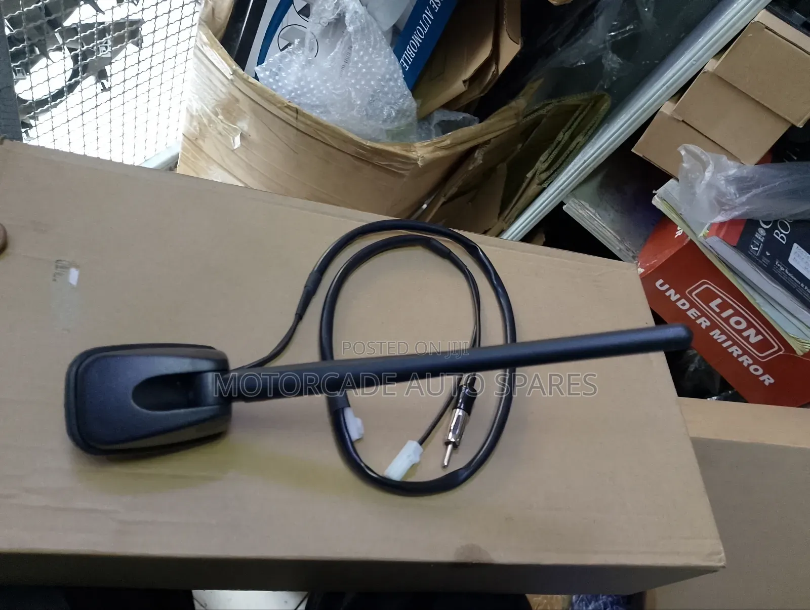 Universal Car Antenna With Wire