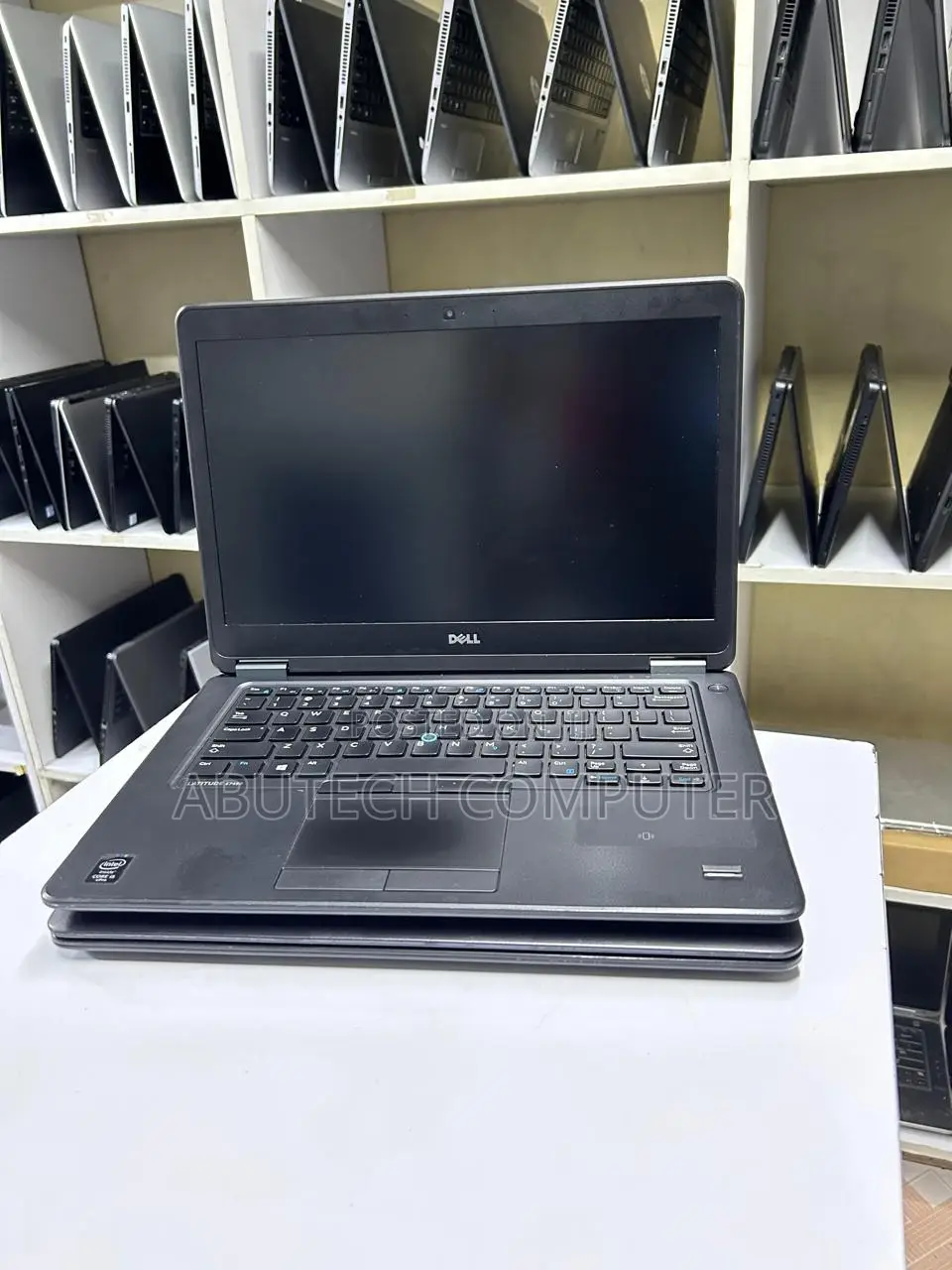 Laptop Dell Latitude 7450 4GB Intel Core I5 HDD 500GB