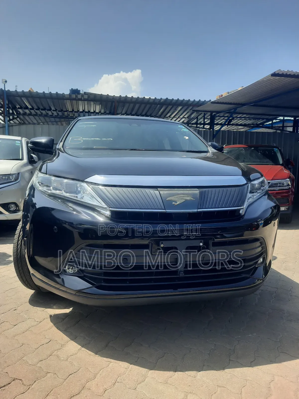Toyota Harrier 2.0 2018 Black