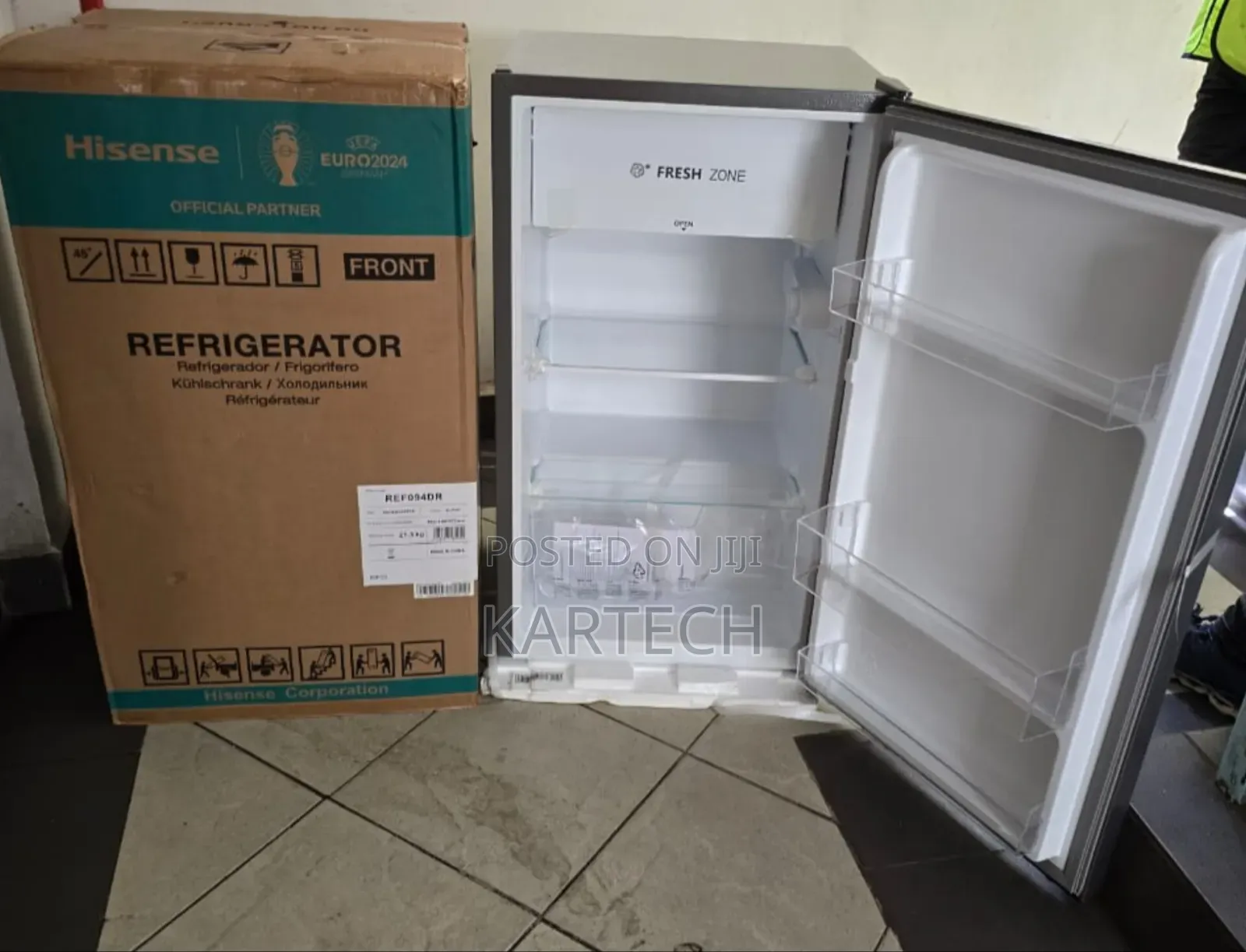 Hisense Compact Single Door Fridge 94l – Ref094dr