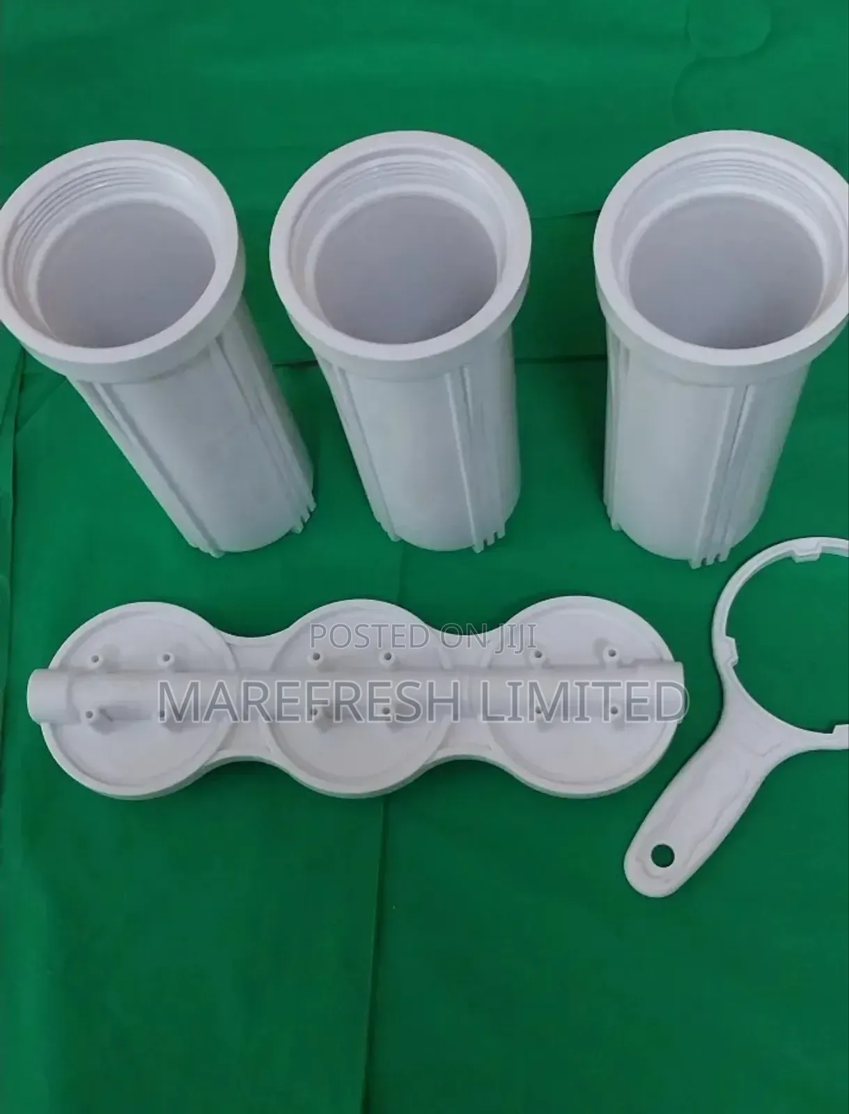 Housing White Tripple 1/4 Inlet