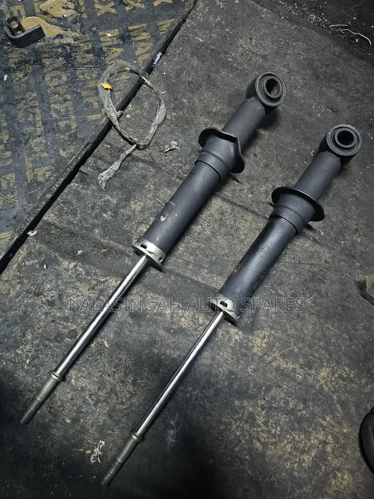 Rear Shock Toyota Nze