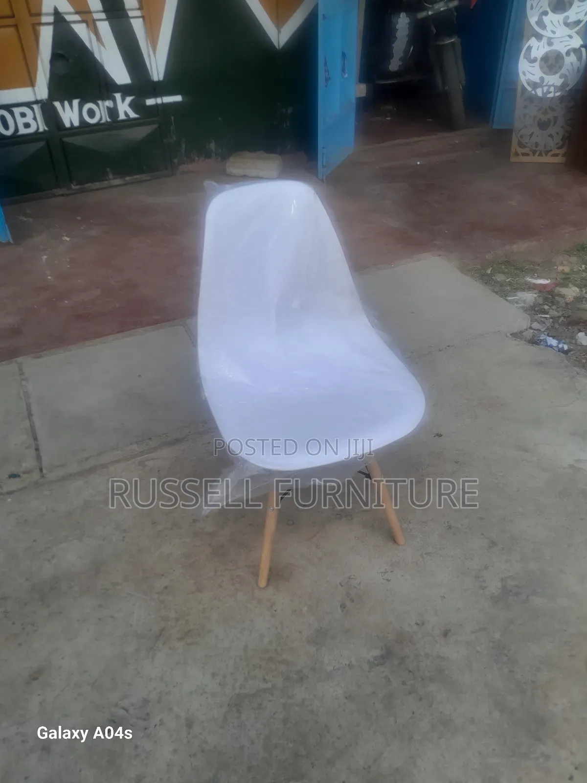 Sweet Eames Chair
