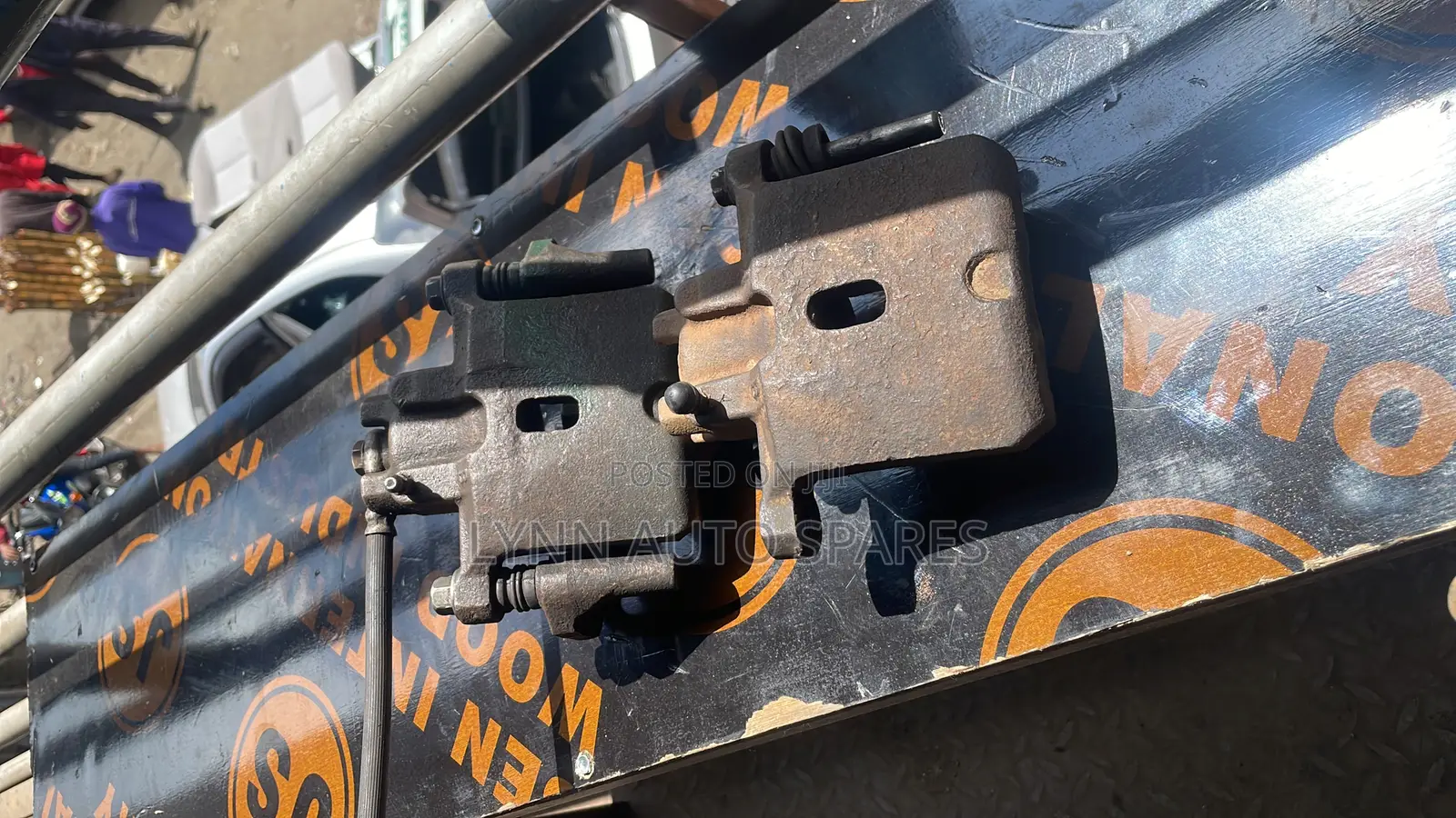 Rear Brake Caliper Mitsubishi Pajero 78