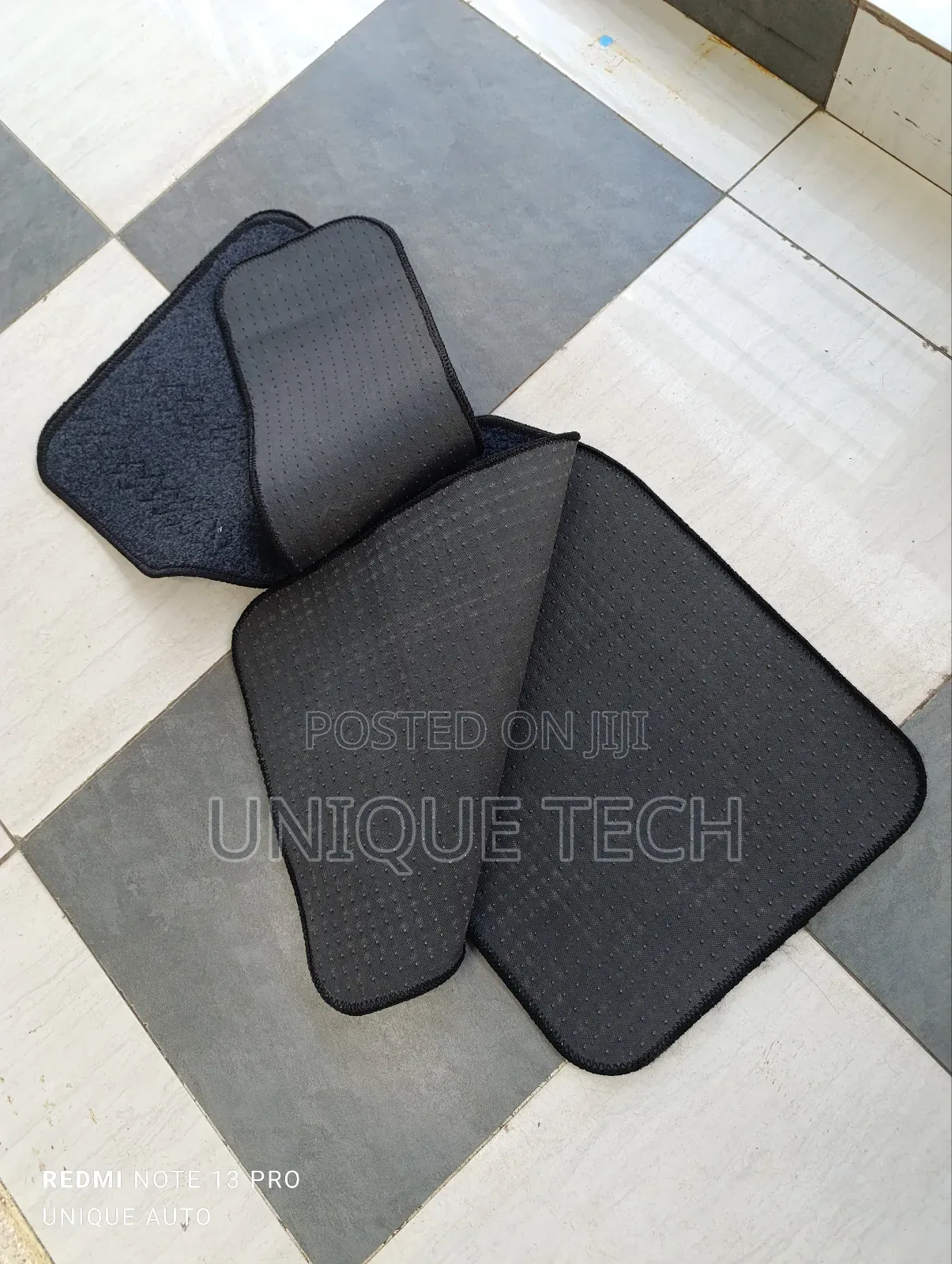Elegant Woolen Car Mats – 5-Piece Interior Upgrade