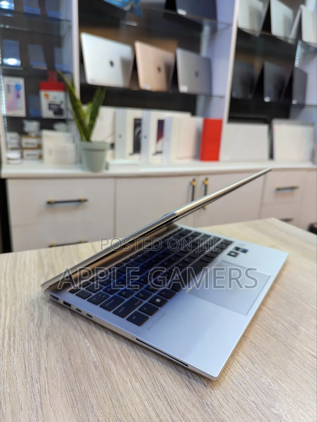 Laptop HP EliteBook 830 G9 16GB Intel Core I7 SSD 1T