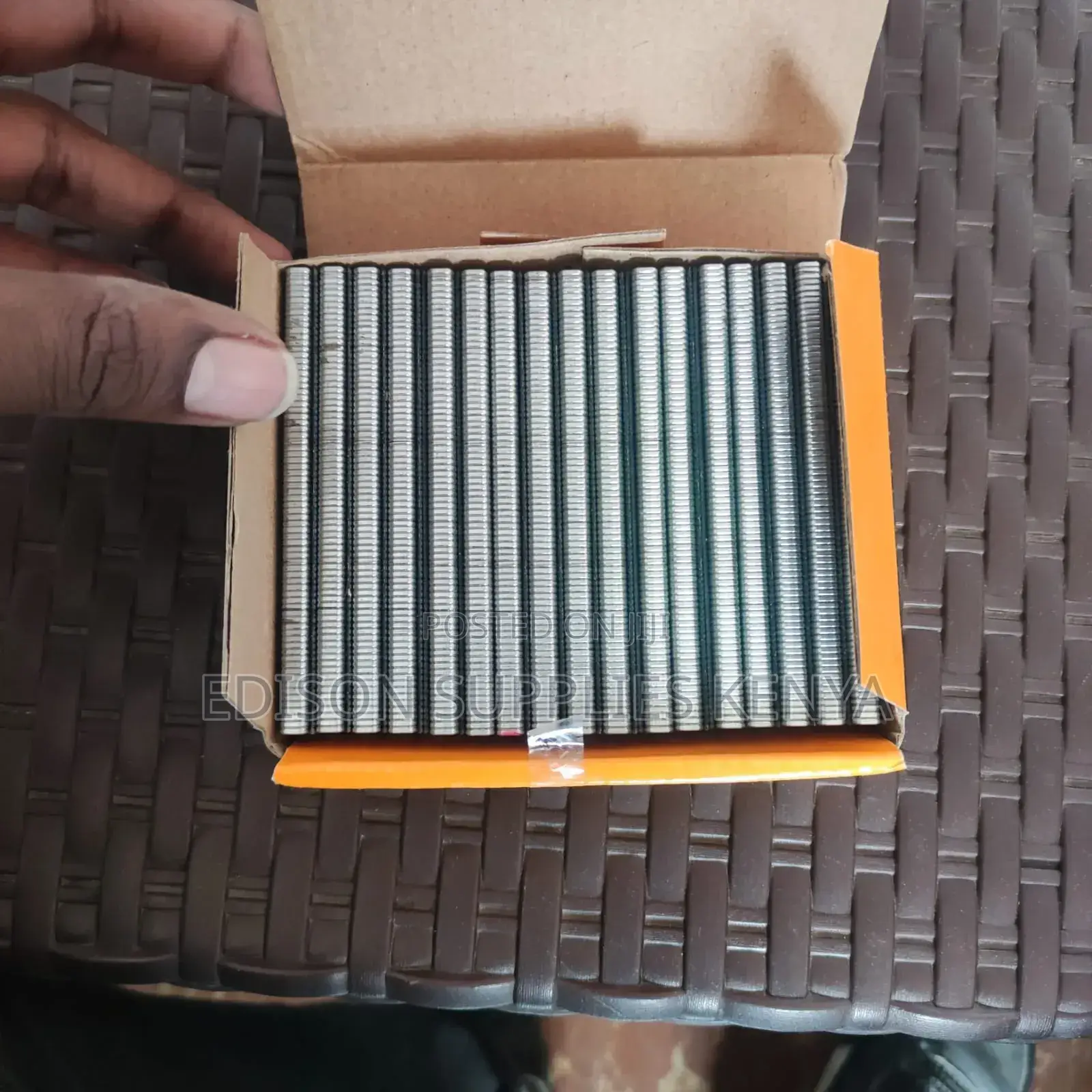 Ingco Crown Staples Pins for Air Stapler Guns 18GA 25mm/40mm