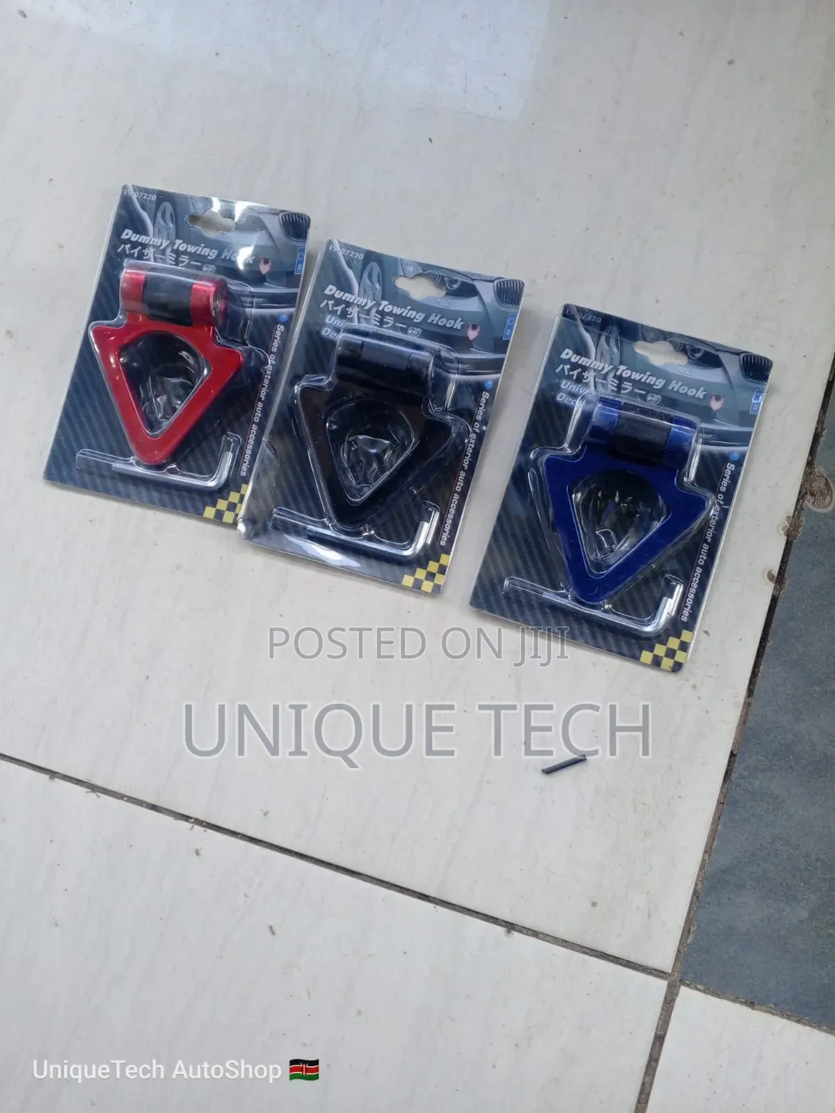 High-Strength Plastic Tow Hook for Car Decor Functionality