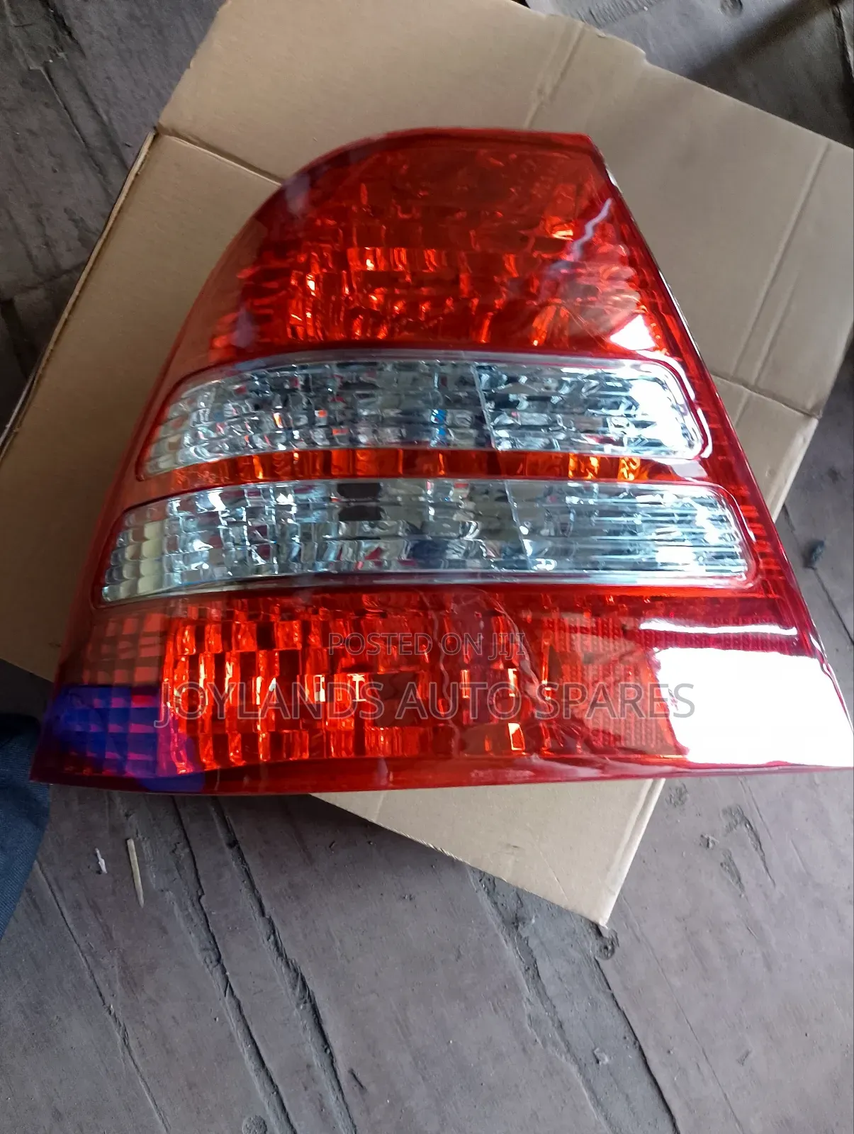 NZE 2003 Tail Lamp/Taillight