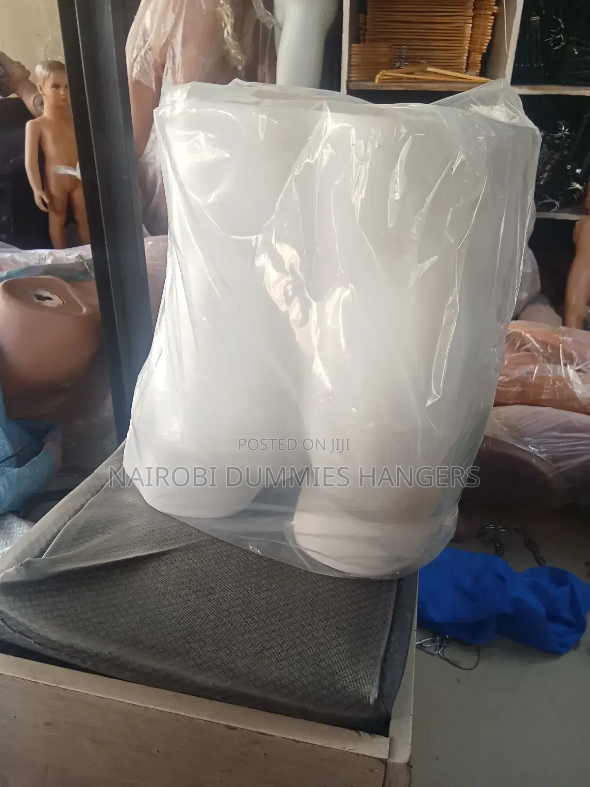 Boxer Mannequin