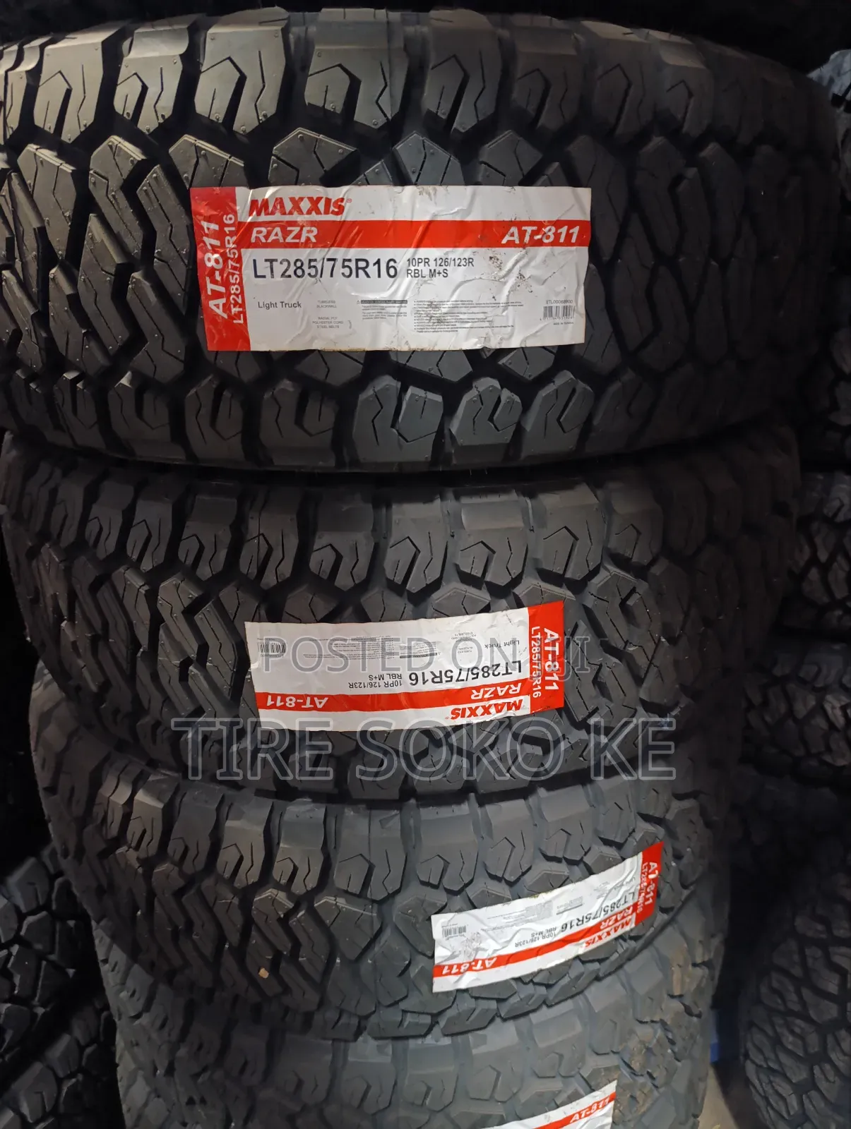 Maxxis 285/75r16 Razr At811