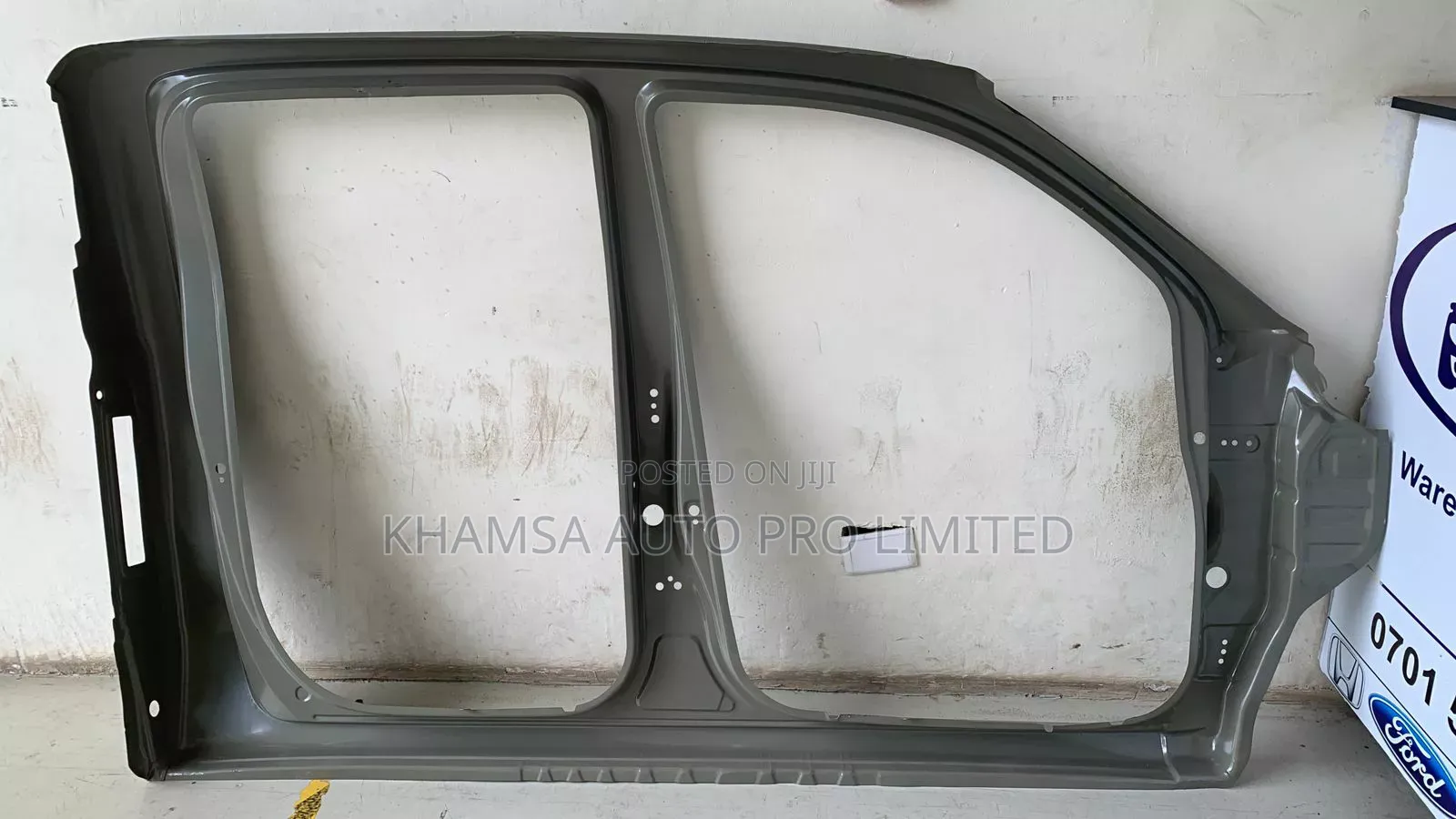 Dmax Side Panels