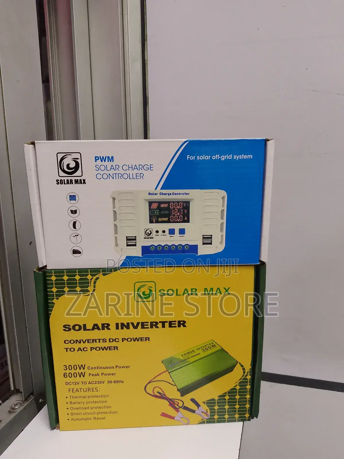 Solar Inverter 300W PMW Solar Charge Controller 30A 12/24v