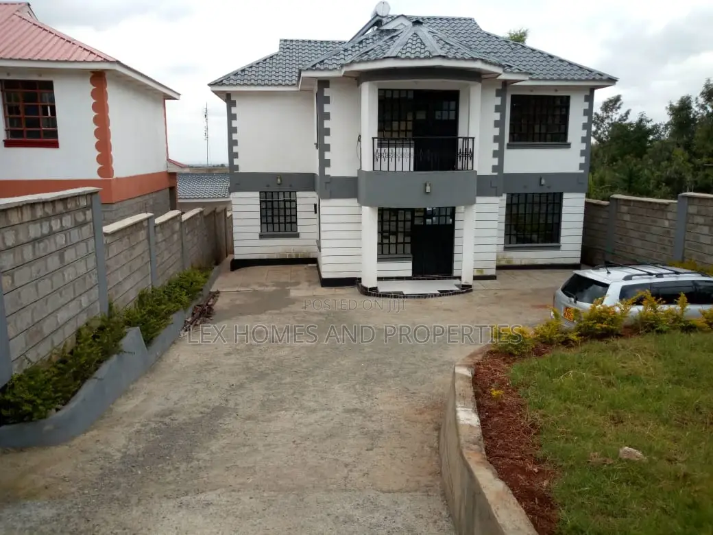 4bdrm Maisonette in Rimpa for sale