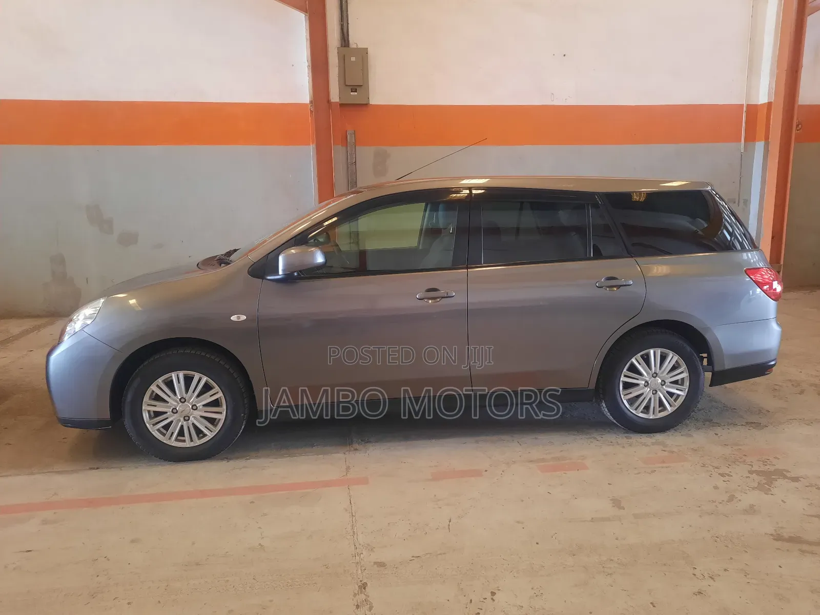 Nissan Wingroad 2018 Gray