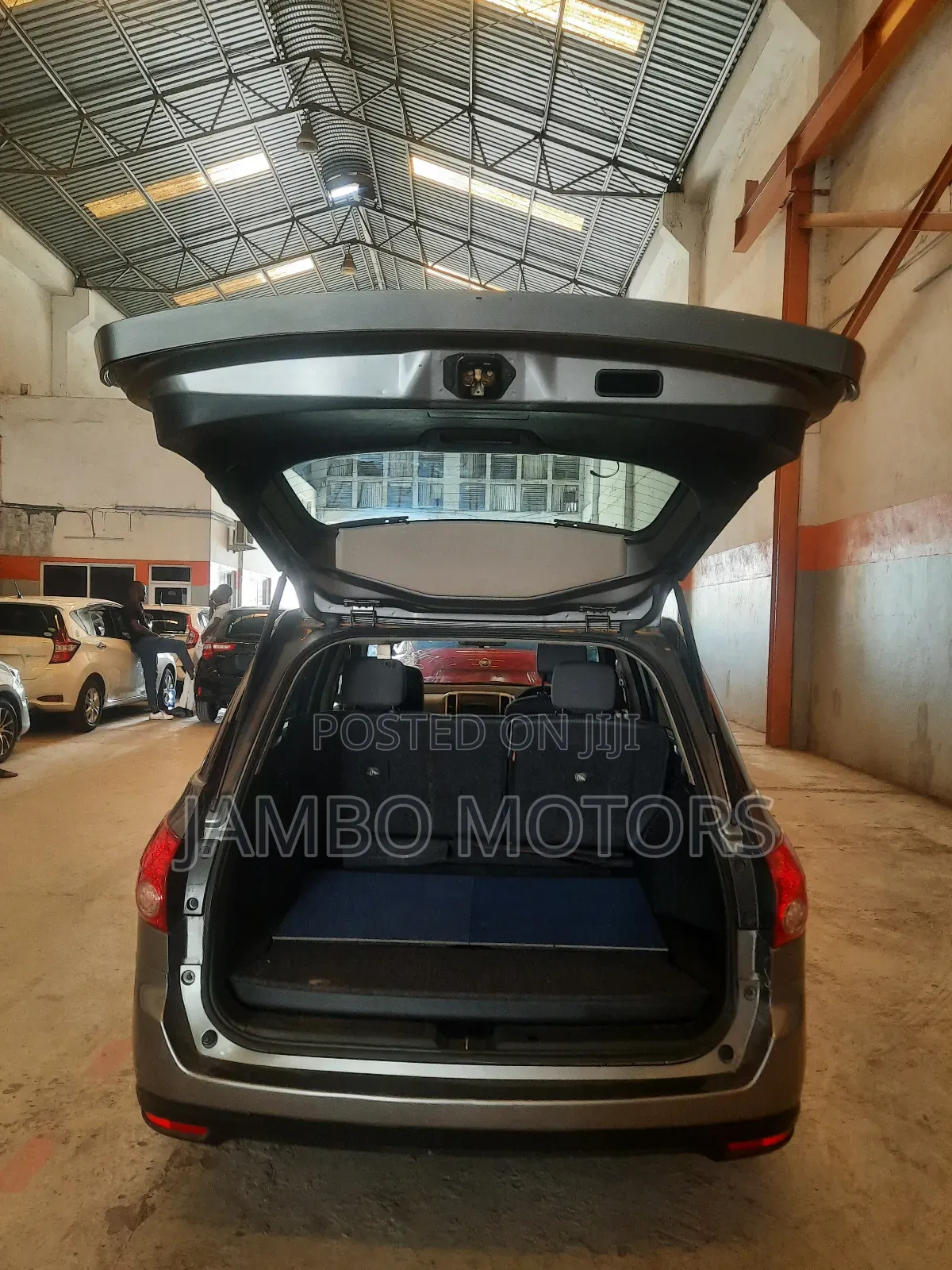 Nissan Wingroad 2018 Gray