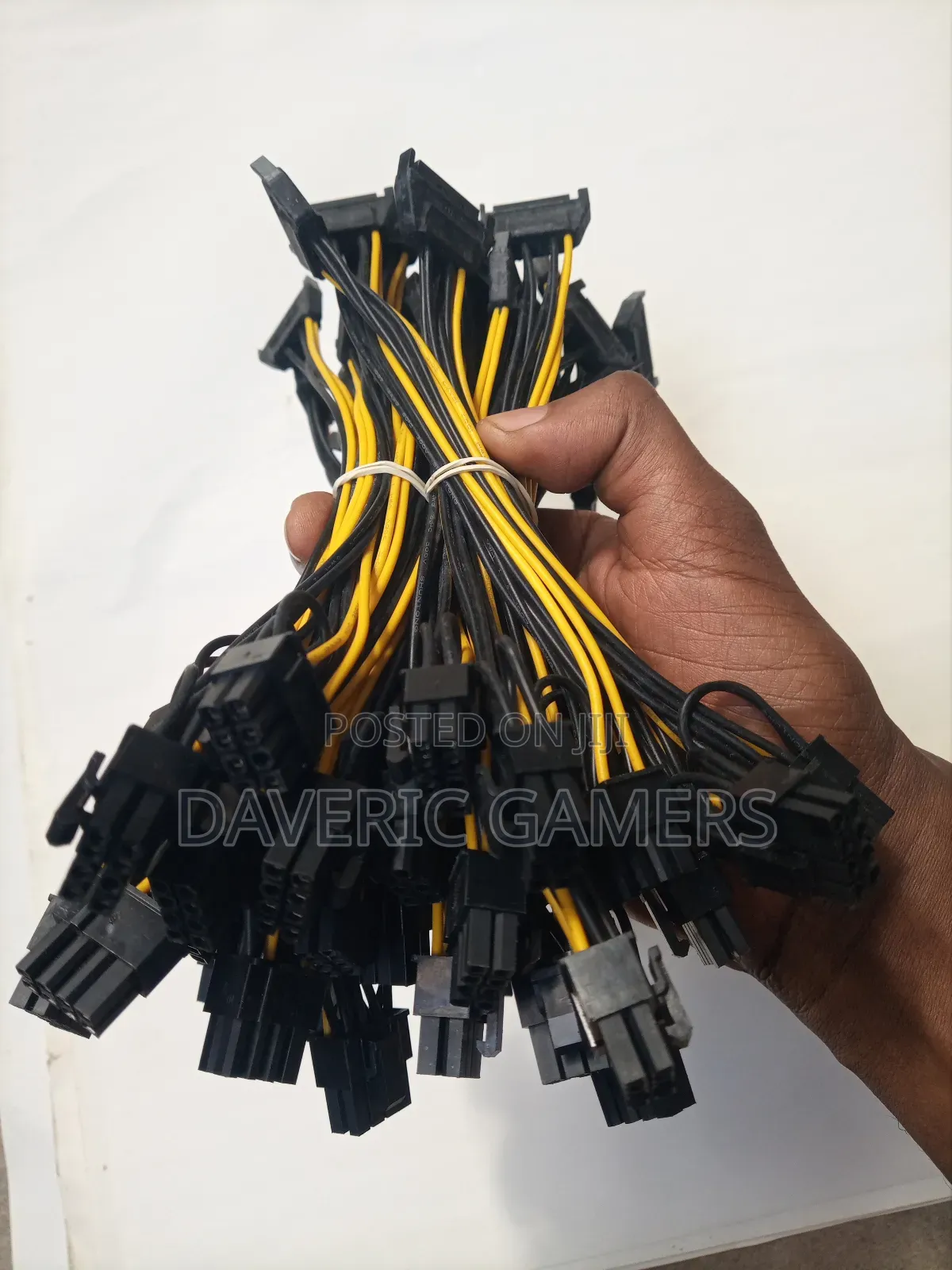 Sata to 8 Pin Gpu Connector