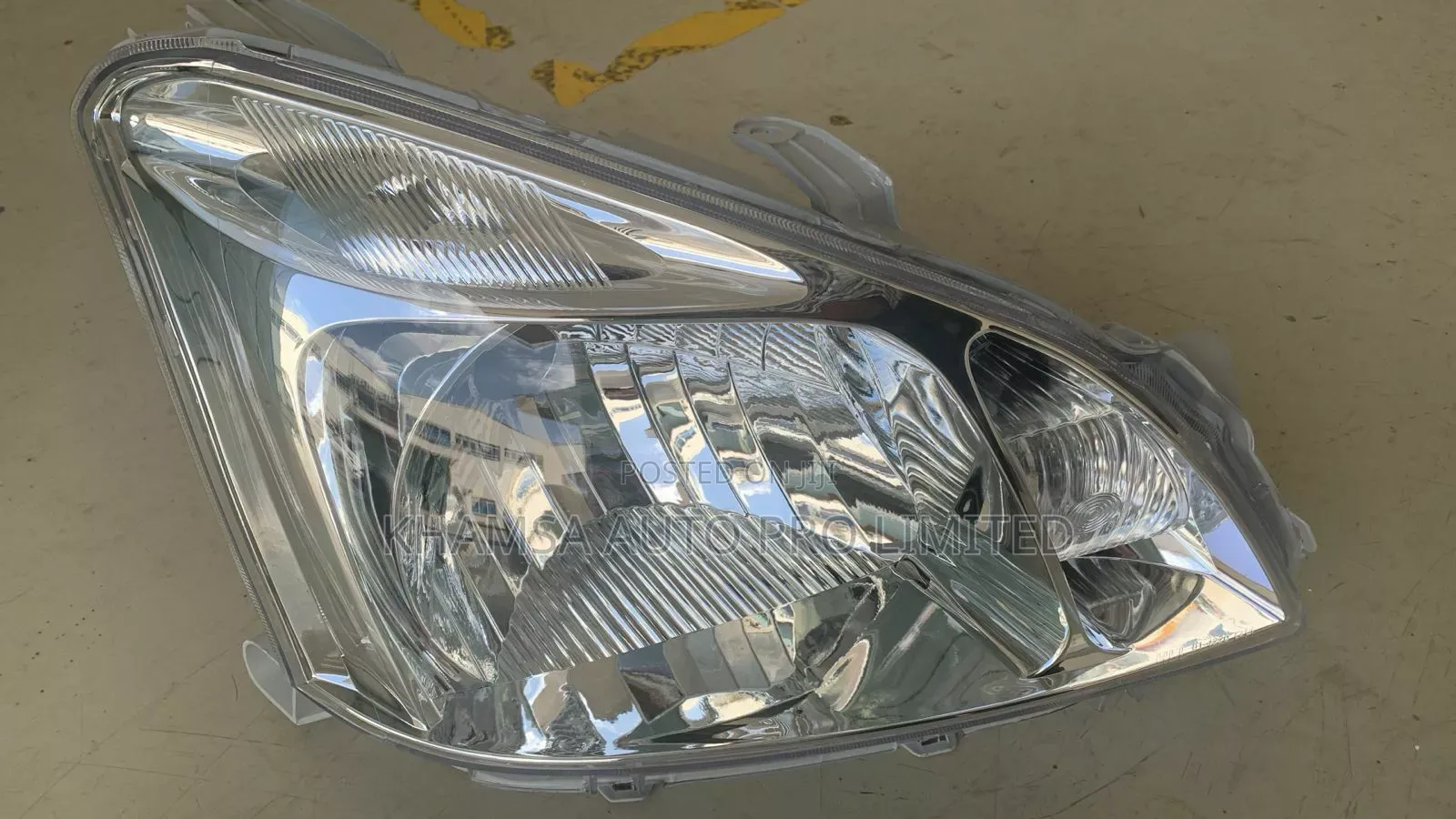 Toyota Premio 240 Non Xenon Headlamp