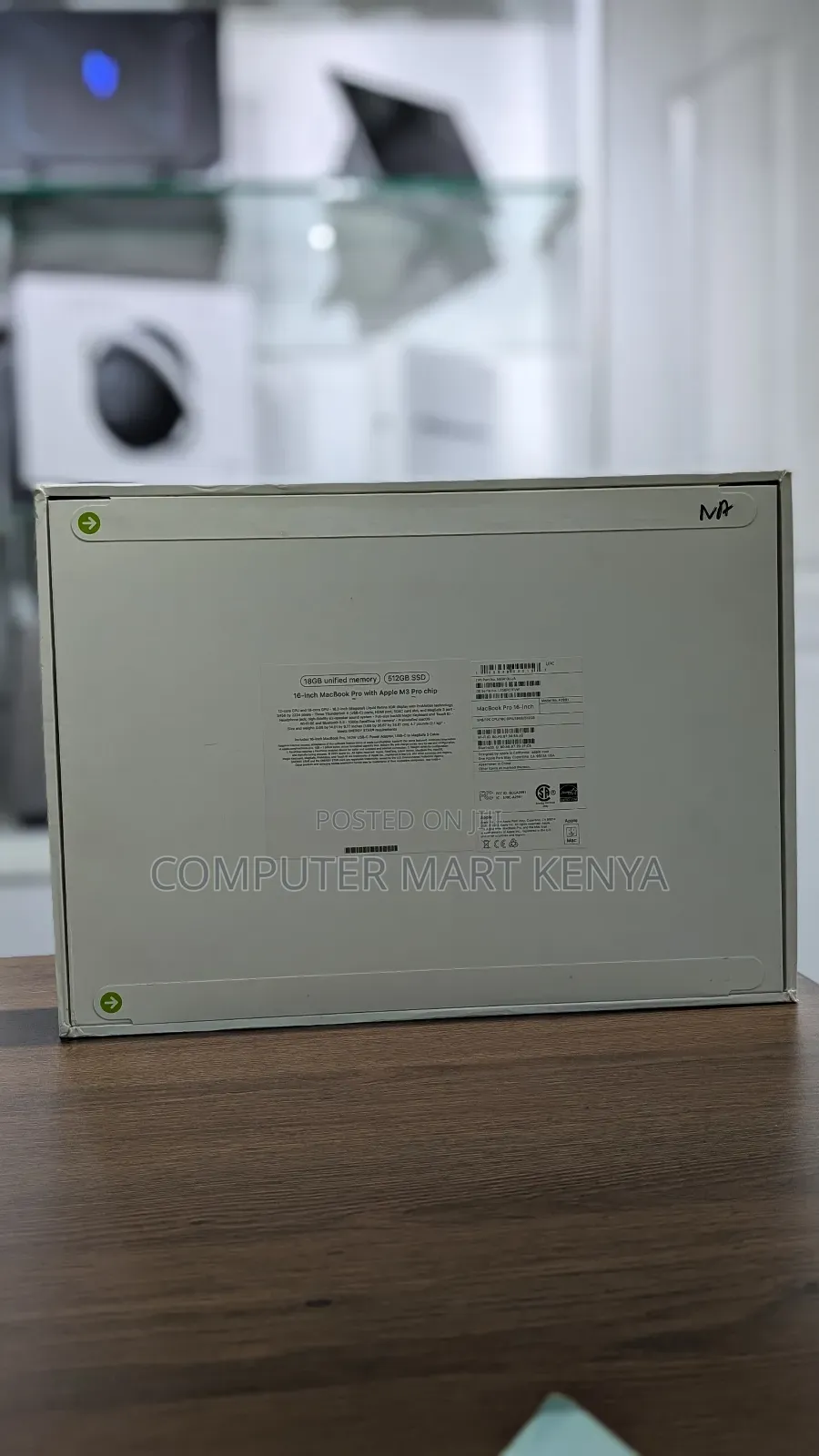 New Laptop Apple MacBook Pro 18GB Apple M3 Pro SSD 512GB