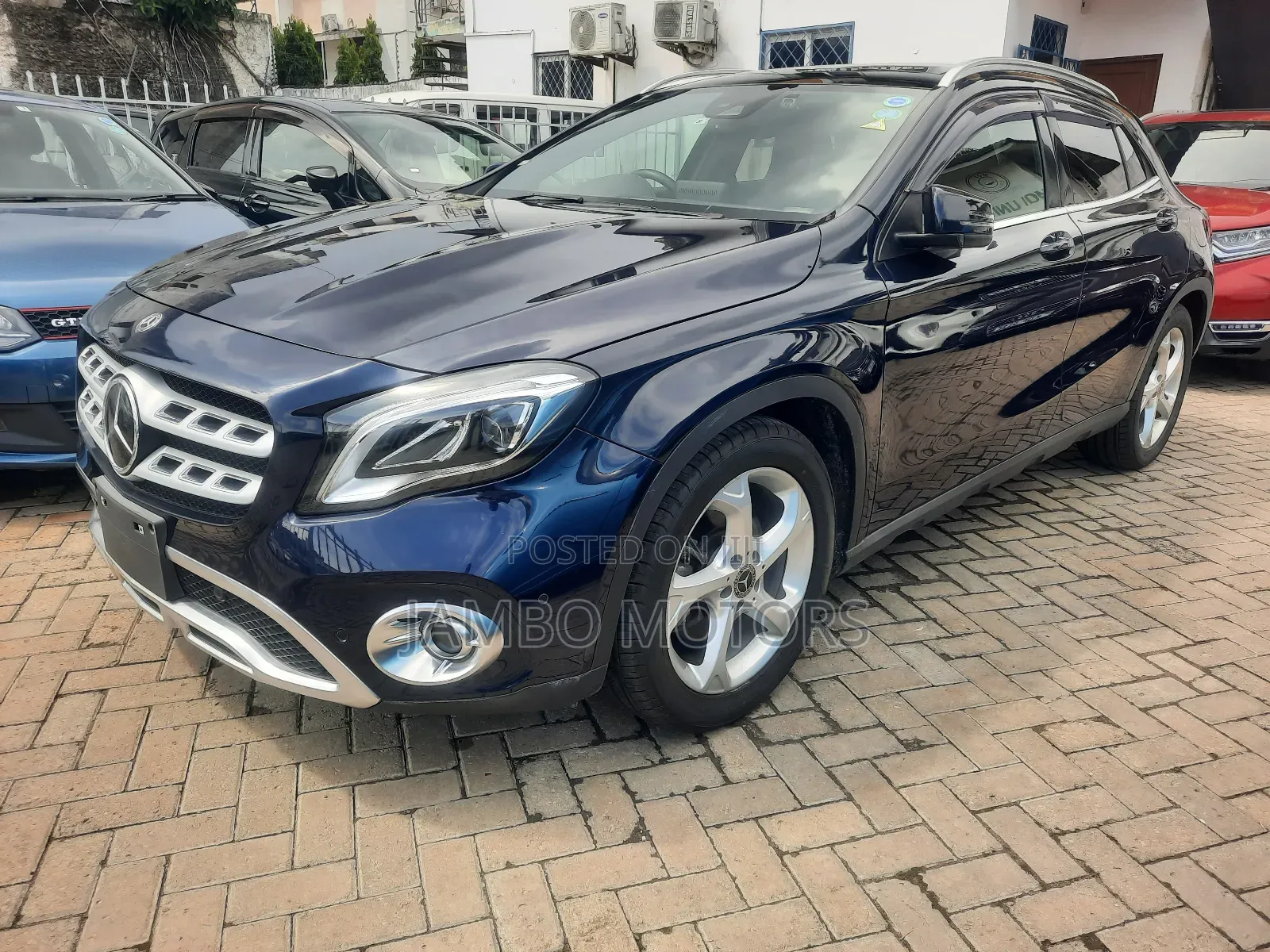 Mercedes-Benz GLA-Class 2018 Blue