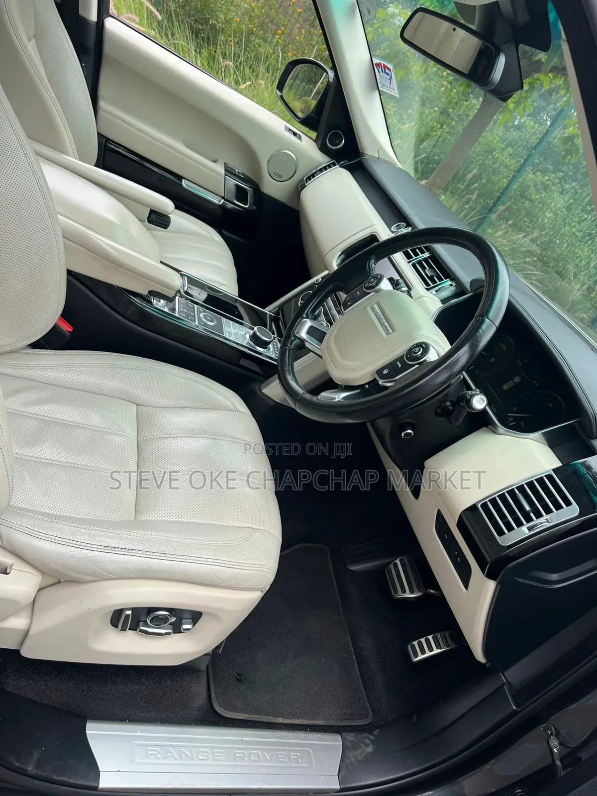 Land Rover Range Rover Vogue 2016 Black