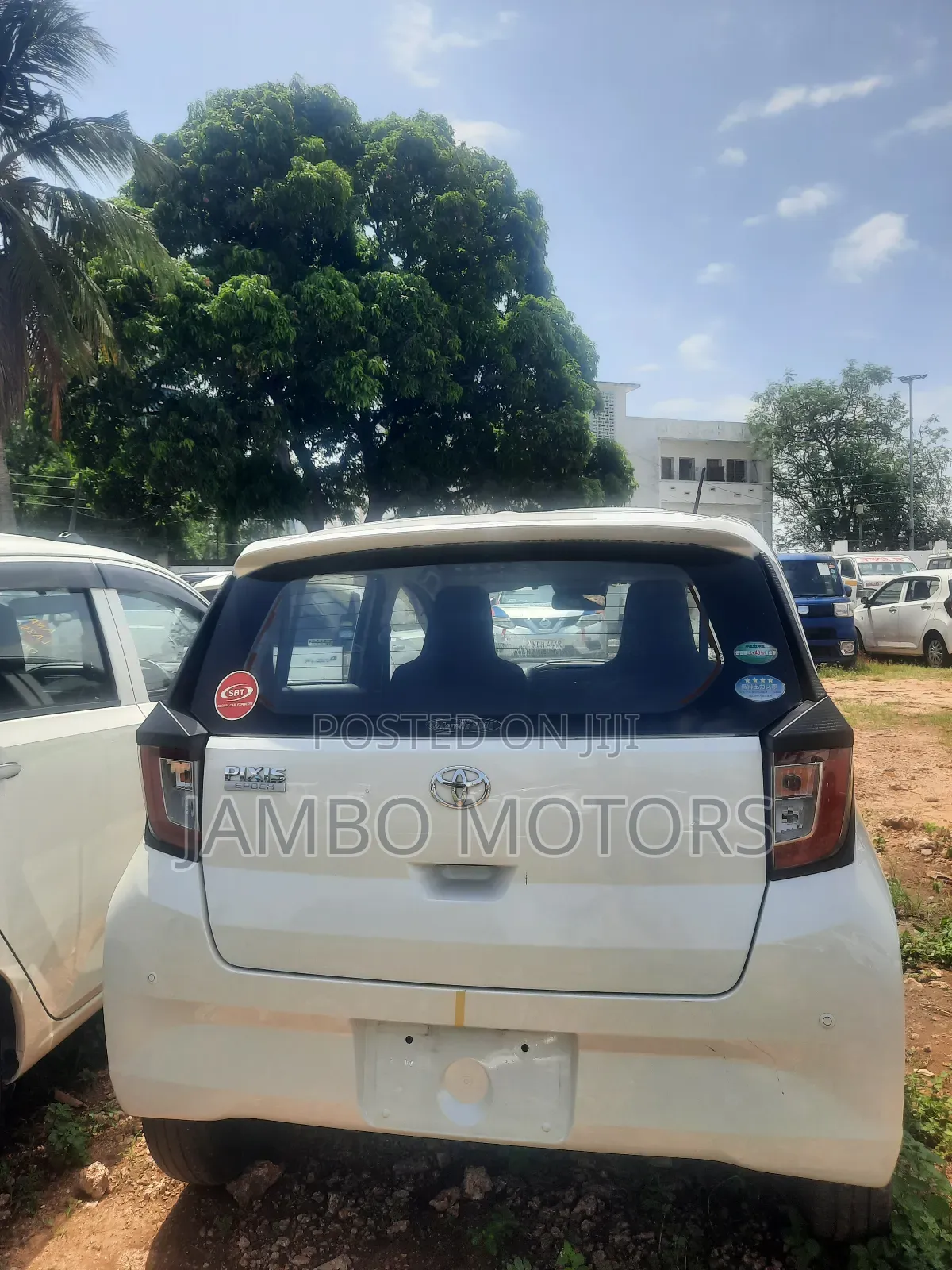 Toyota Pixis 2018 White