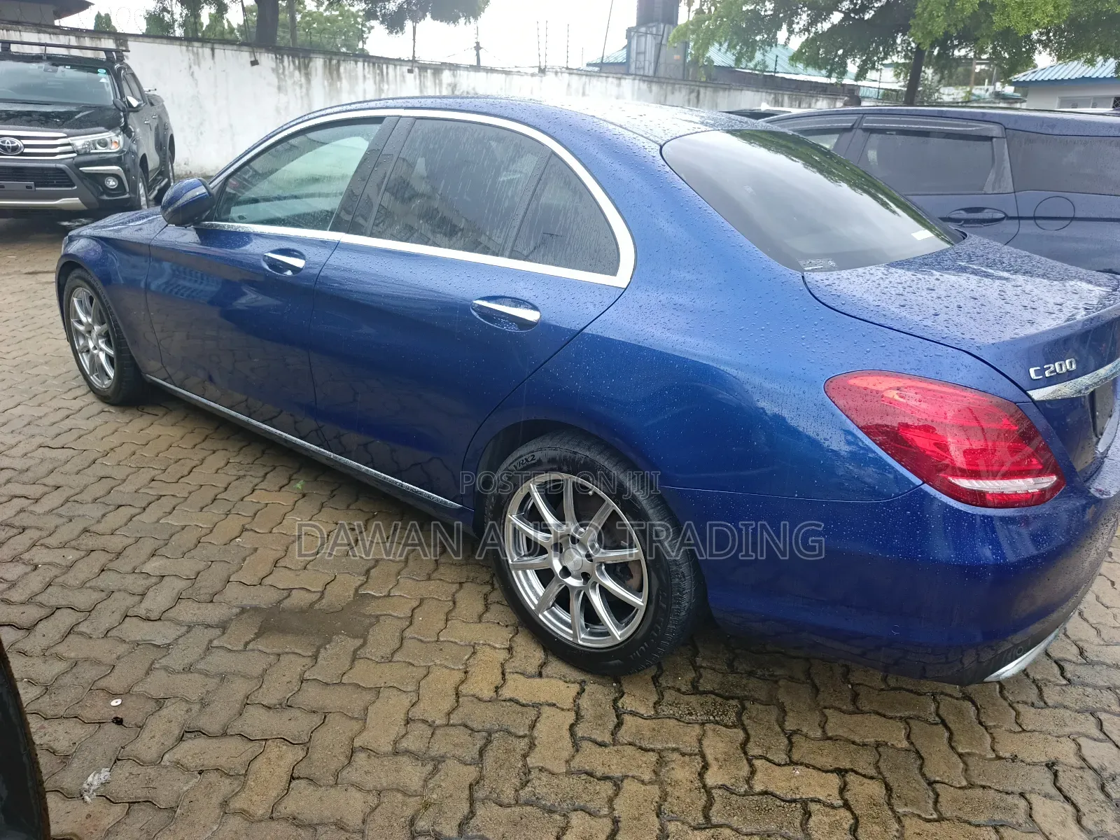 Mercedes-Benz C200 2018 Blue