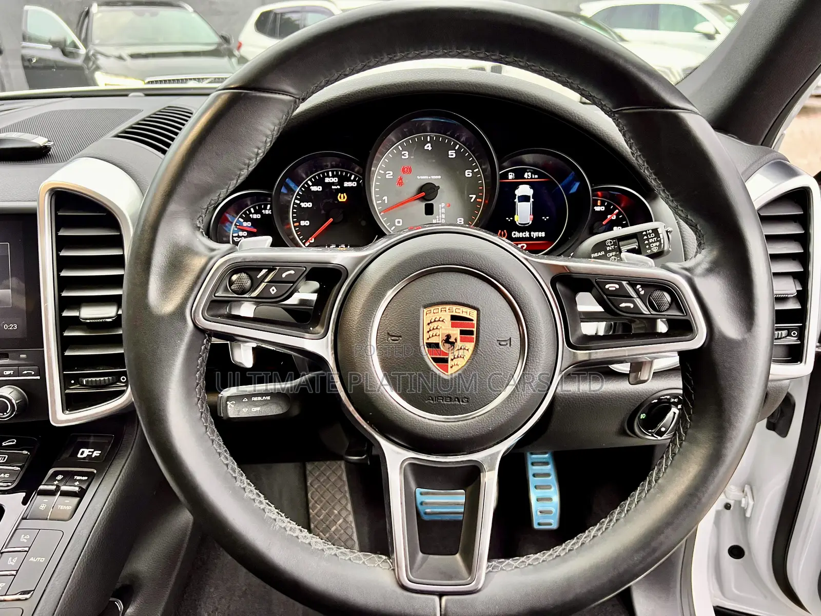 Porsche Cayenne Platinum Edition AWD 2017 White
