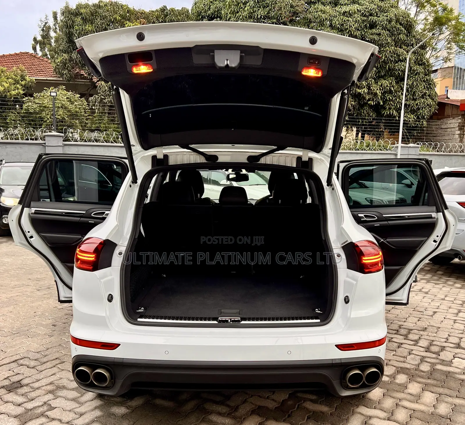 Porsche Cayenne Platinum Edition AWD 2017 White