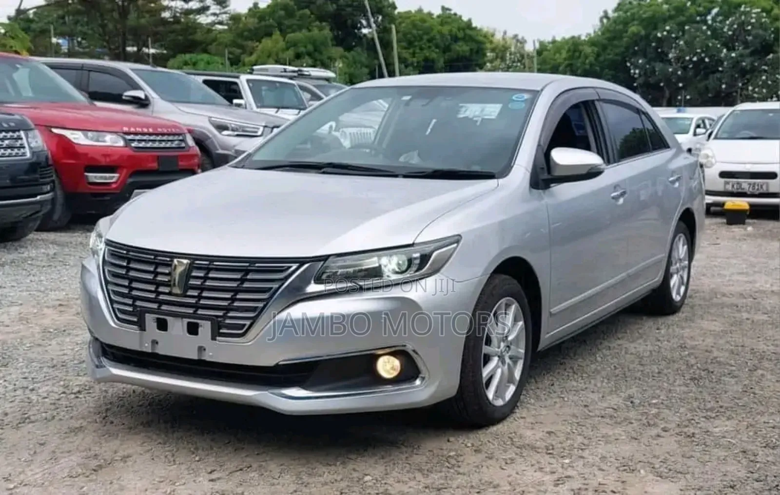 Toyota Premio 2.0 FWD 2018 Silver