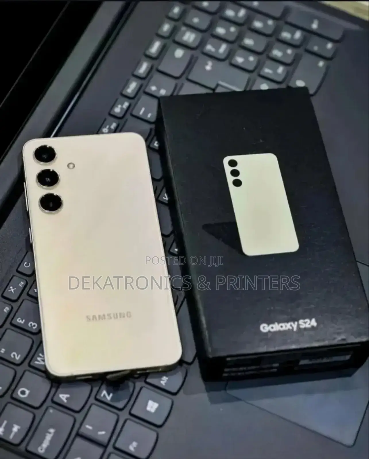 New Samsung Galaxy S24 128 GB Gold
